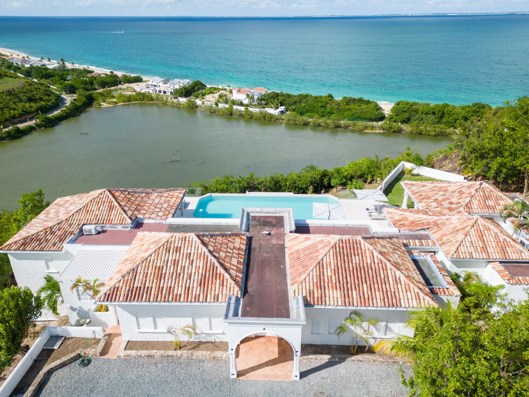 Villa Agama - Gallery image 7 of luxury villa in Sint Maarten