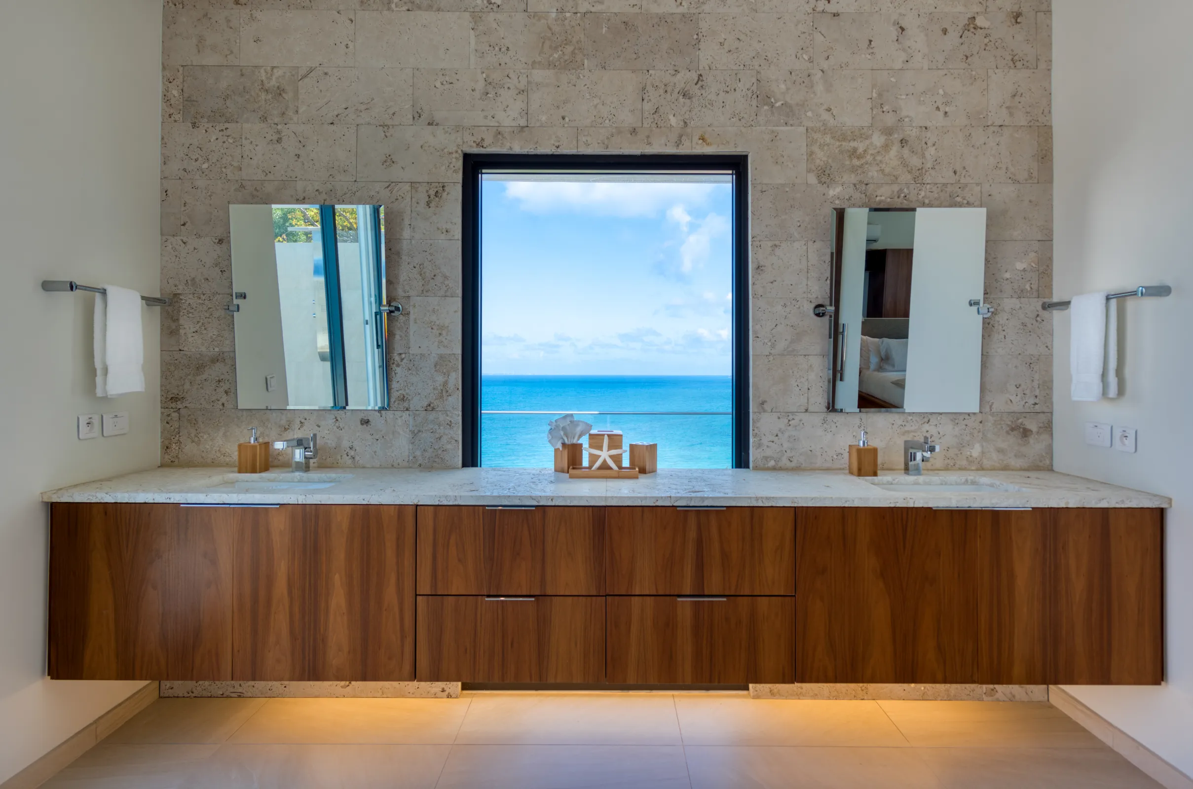 Villa Amandara - Gallery image 56 of luxury villa in Sint Maarten