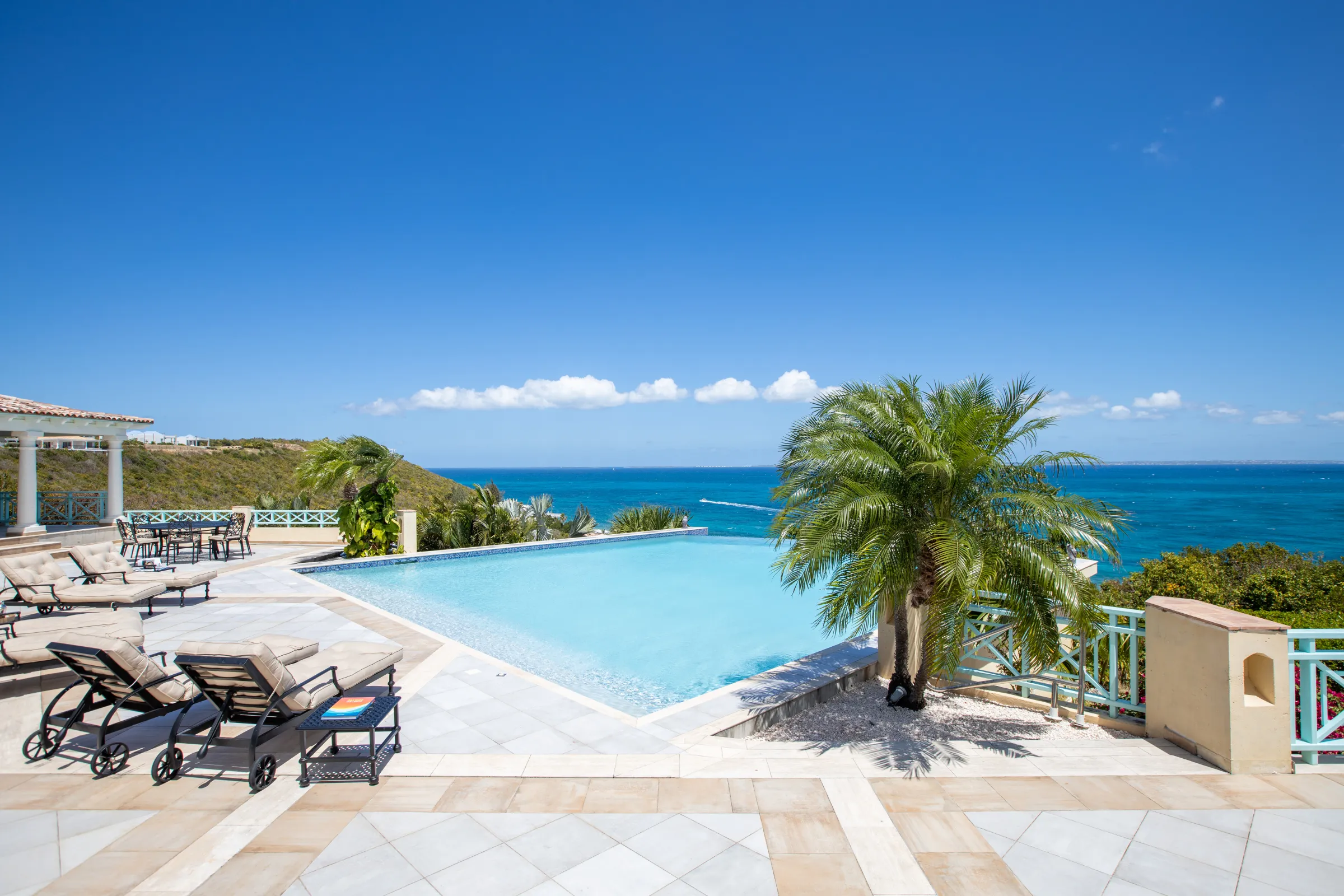Villa Amber - Gallery image 16 of luxury villa in Sint Maarten