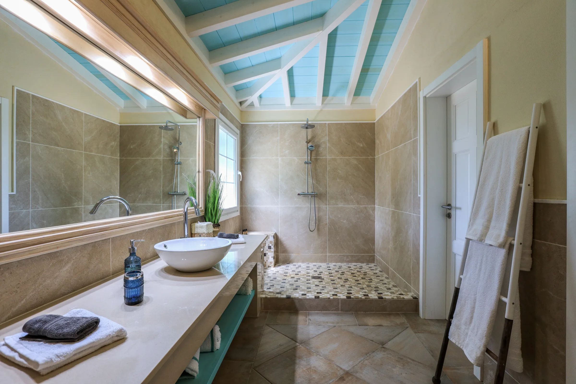 Villa Amber - Gallery image 59 of luxury villa in Sint Maarten