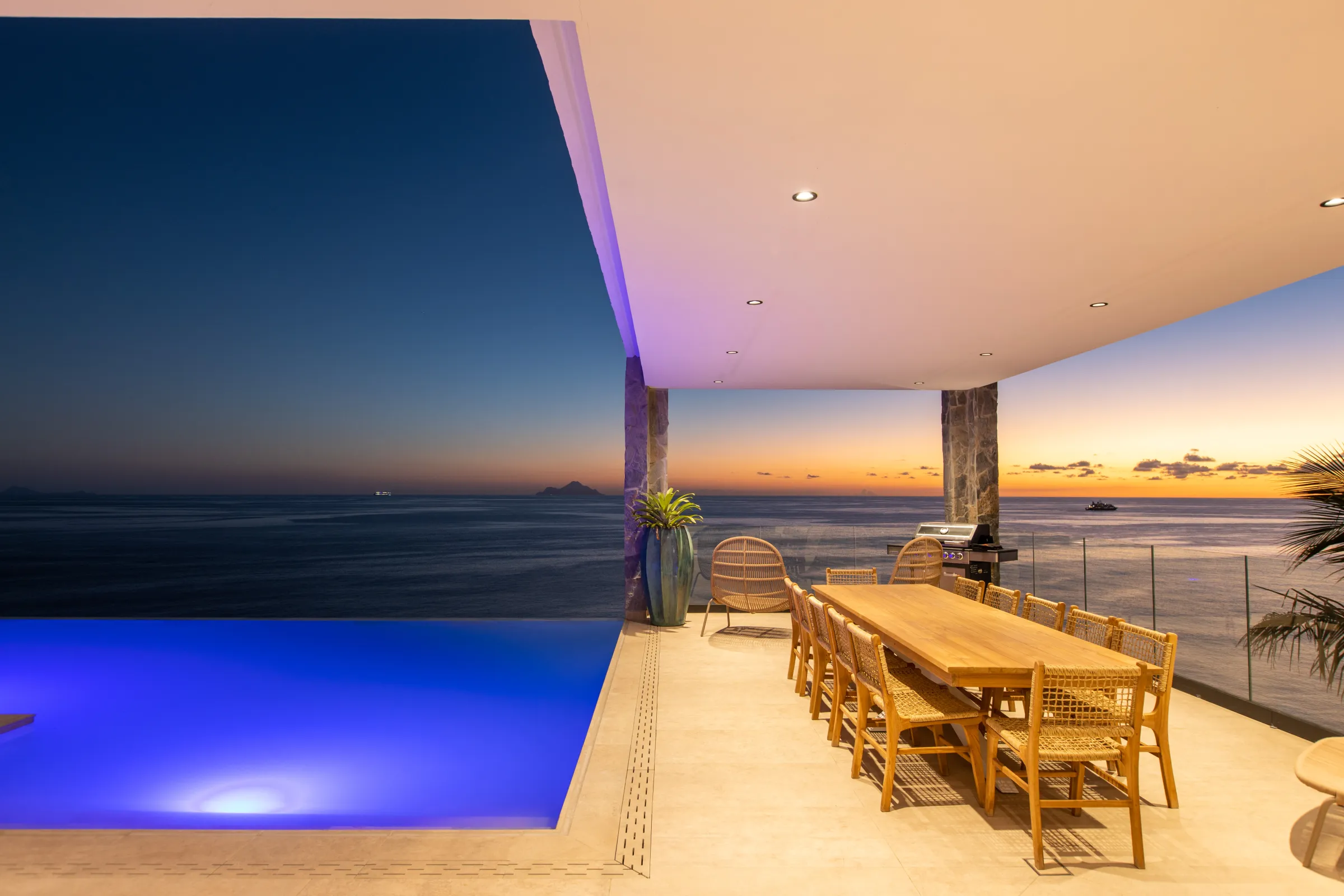 Villa Aqua Dream - Gallery image 101 of luxury villa in Sint Maarten