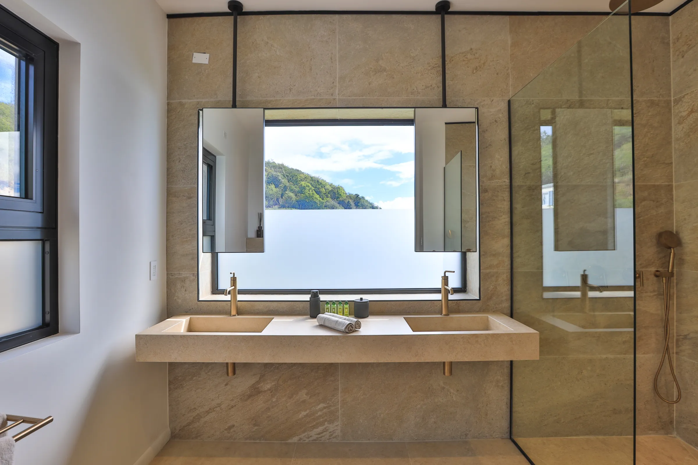 Villa Aqua Dream - Gallery image 17 of luxury villa in Sint Maarten