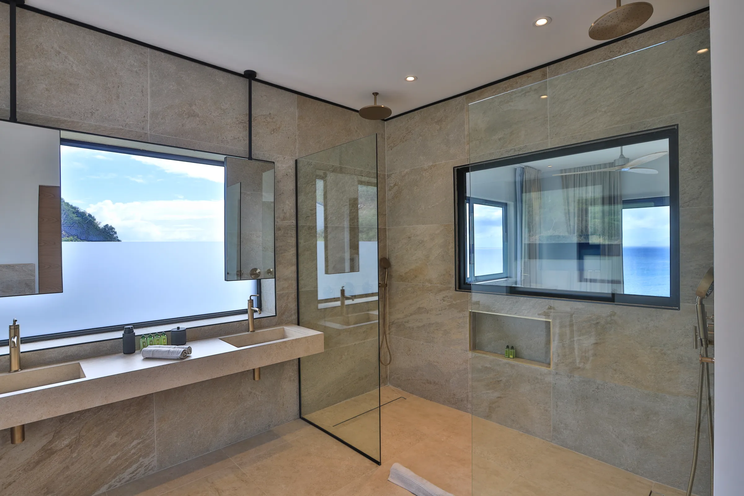 Villa Aqua Dream - Gallery image 18 of luxury villa in Sint Maarten