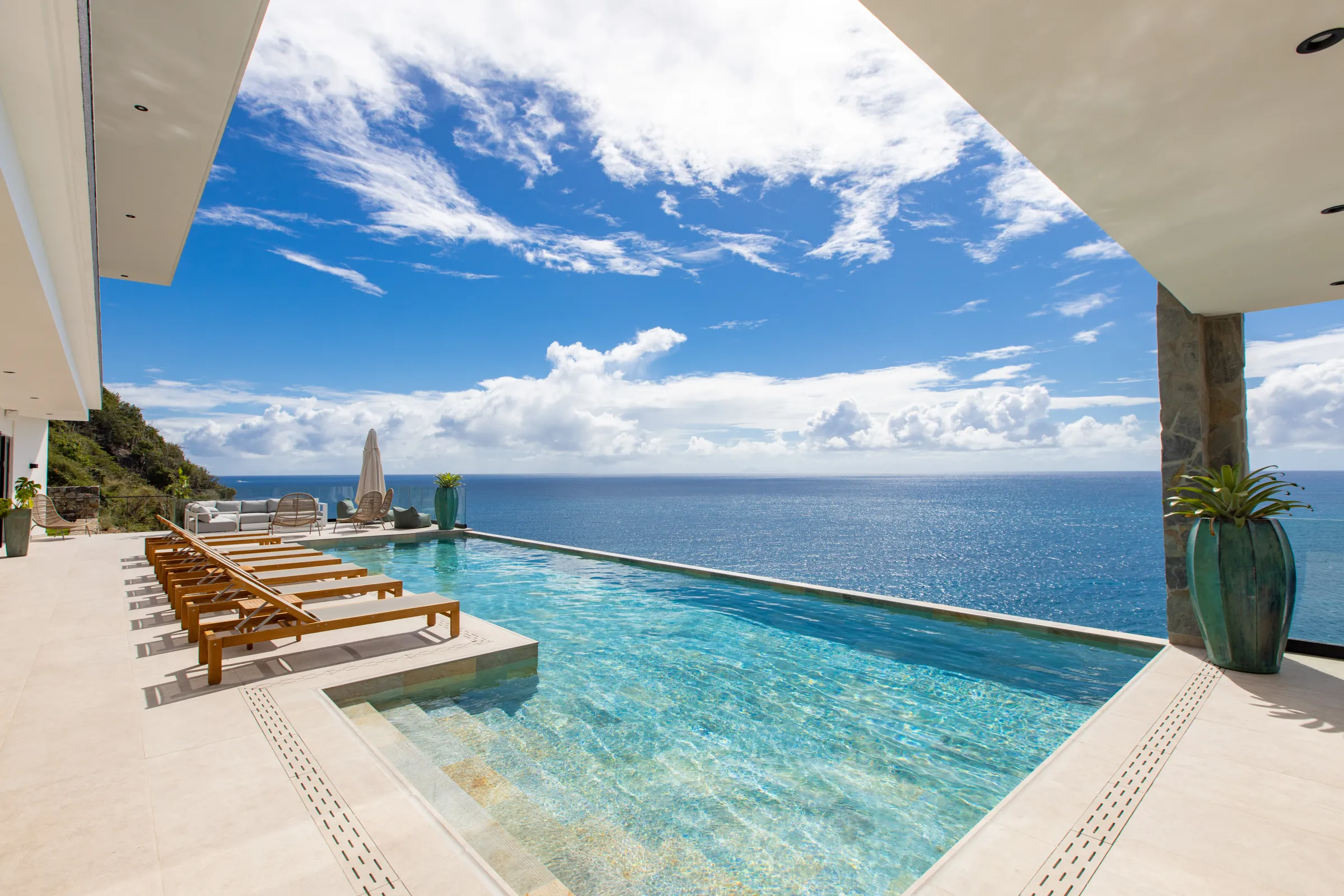 Villa Aqua Dream - Gallery image 19 of luxury villa in Sint Maarten