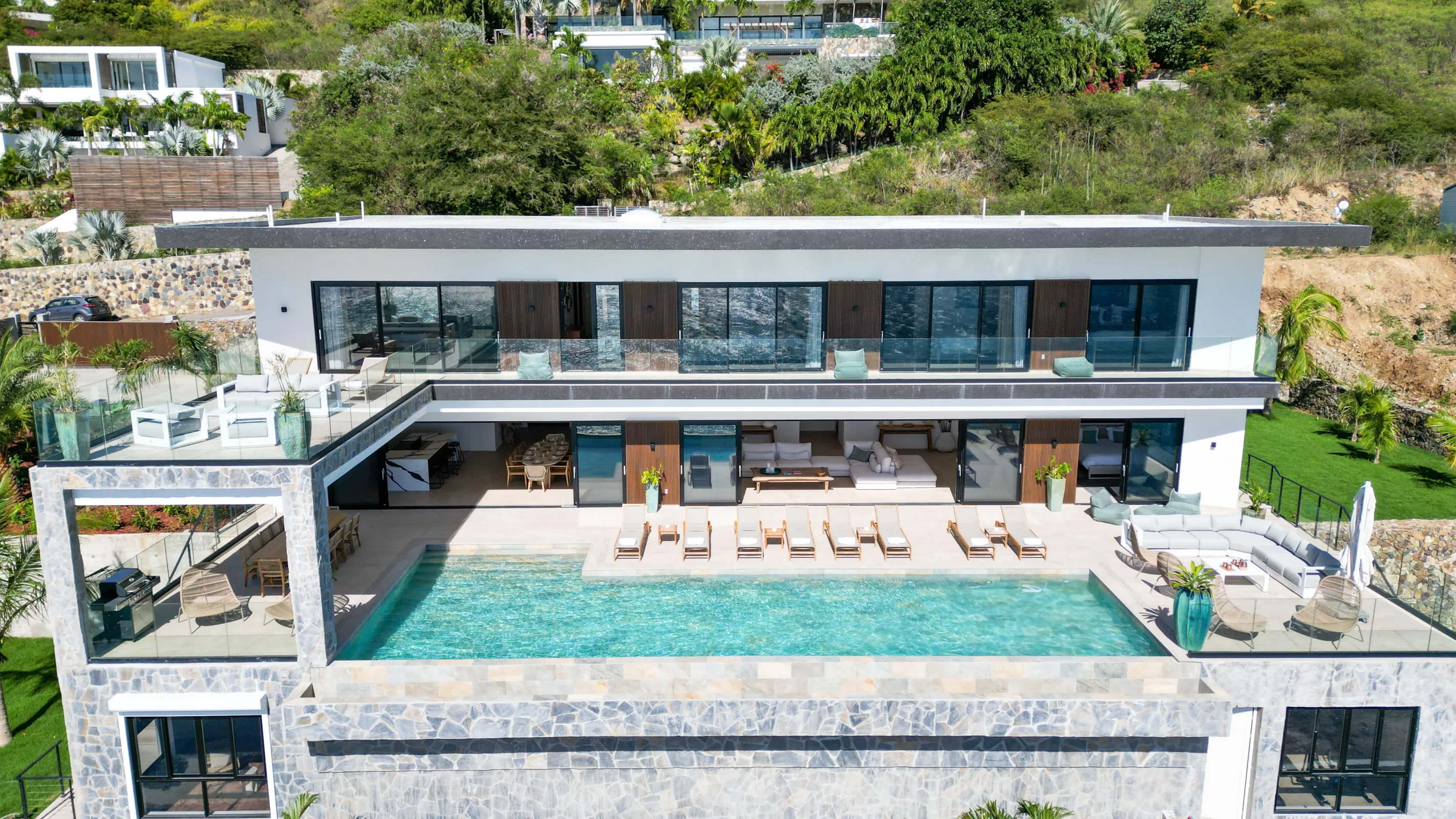 Villa Aqua Dream - Gallery image 23 of luxury villa in Sint Maarten