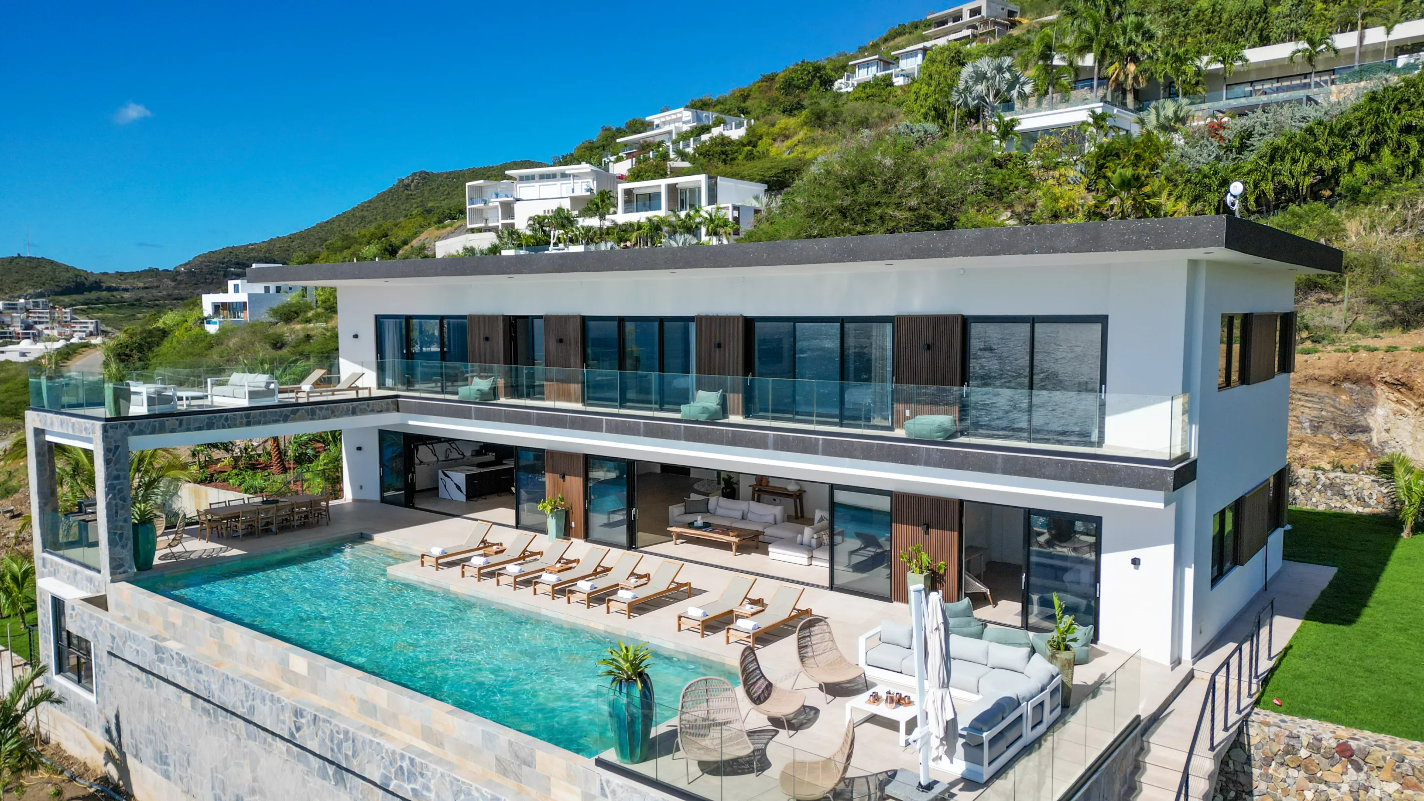 Villa Aqua Dream - Gallery image 25 of luxury villa in Sint Maarten