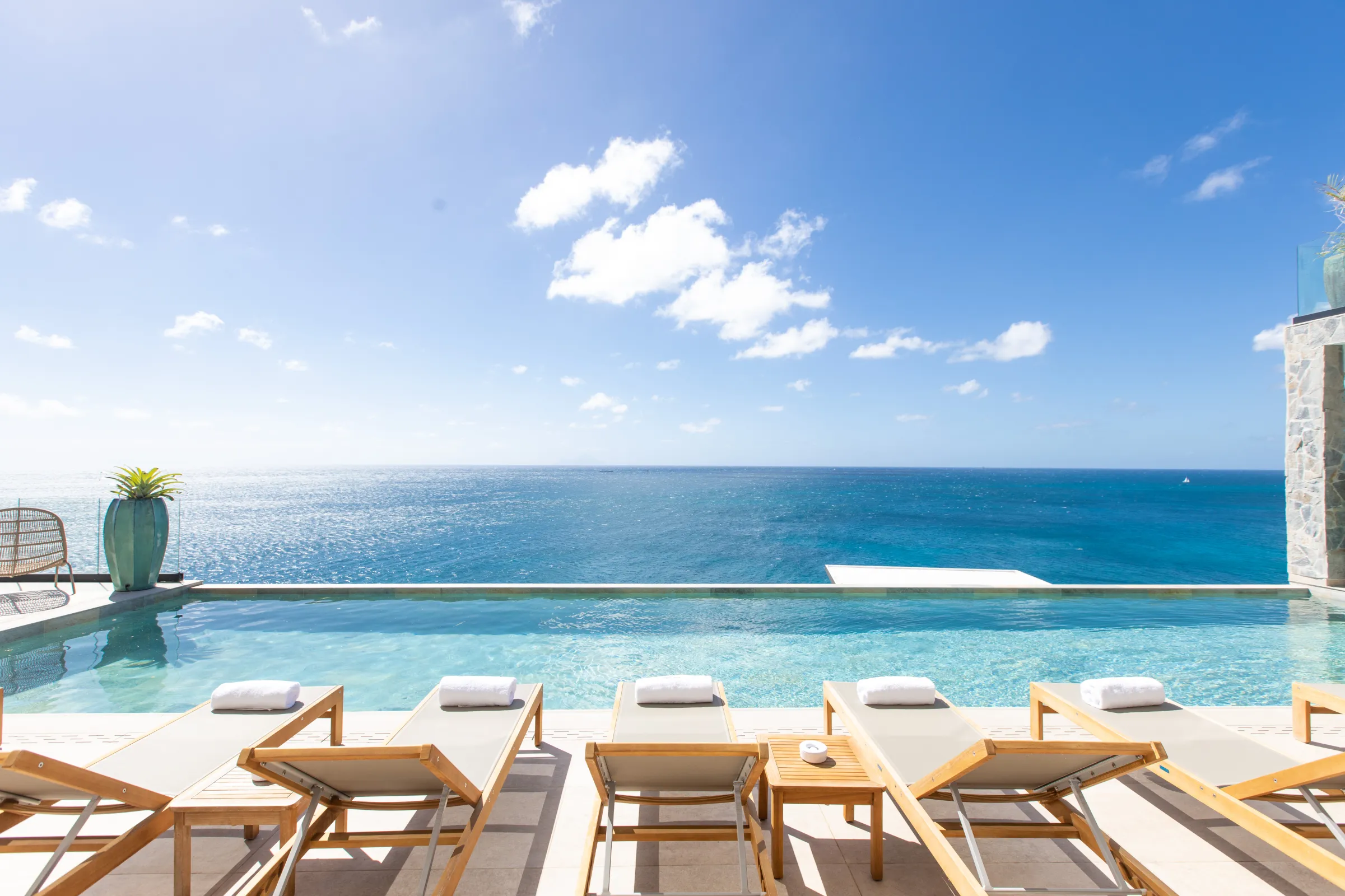 Villa Aqua Dream - Gallery image 50 of luxury villa in Sint Maarten
