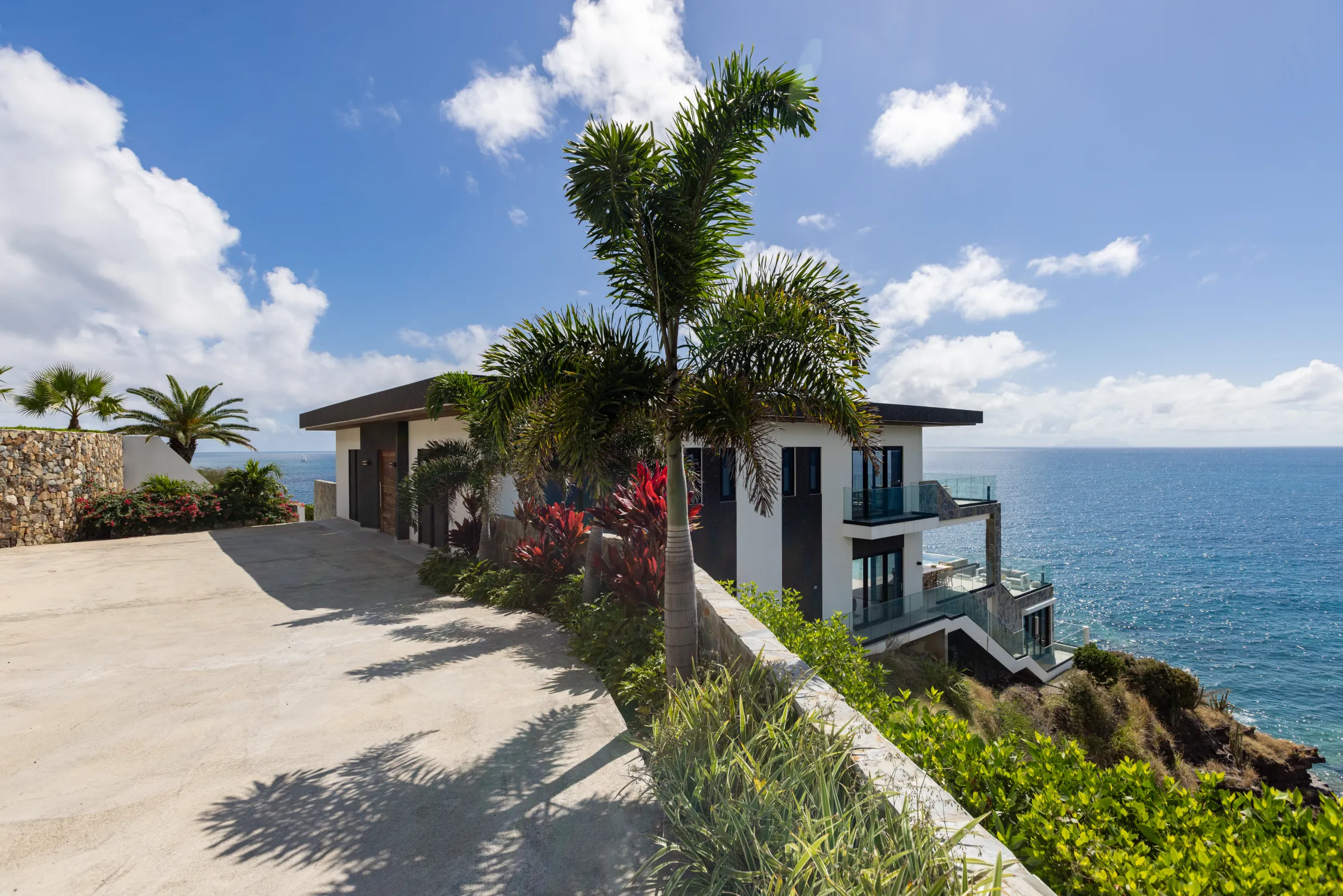 Villa Aqua Vista - Gallery image 3 of luxury villa in Sint Maarten
