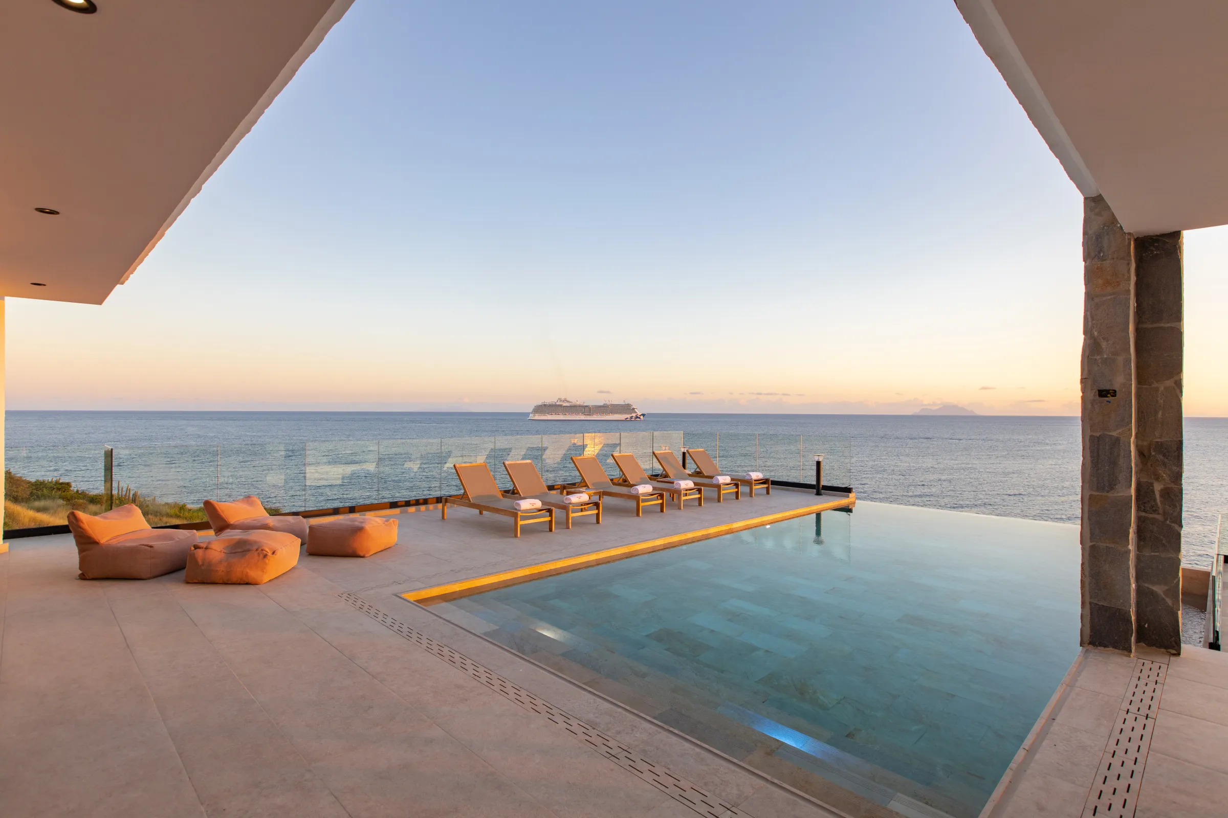 Villa Aqua Vista - Gallery image 182 of luxury villa in Sint Maarten
