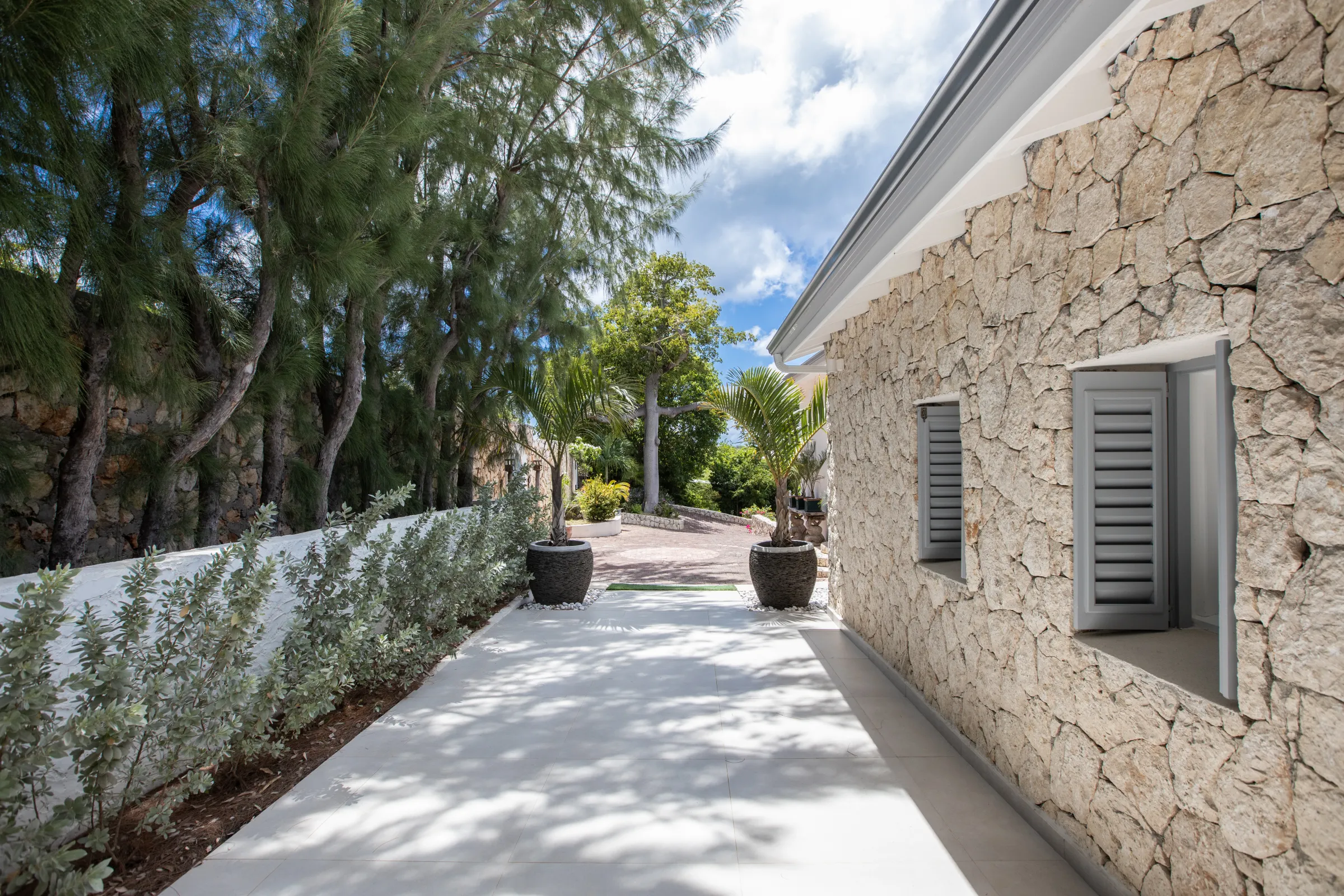 Villa Azur Dream - Gallery image 80 of luxury villa in Sint Maarten