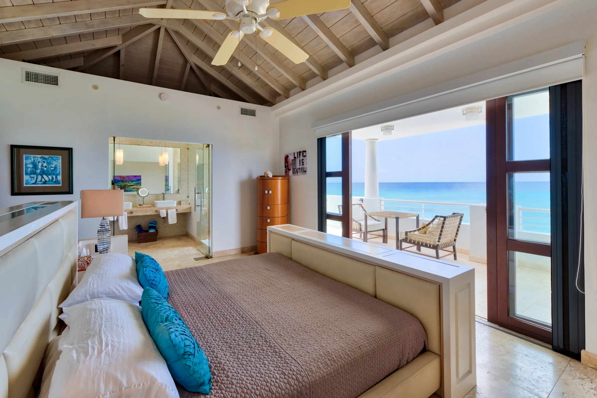 Villa Bahari - Gallery image 25 of luxury villa in Sint Maarten