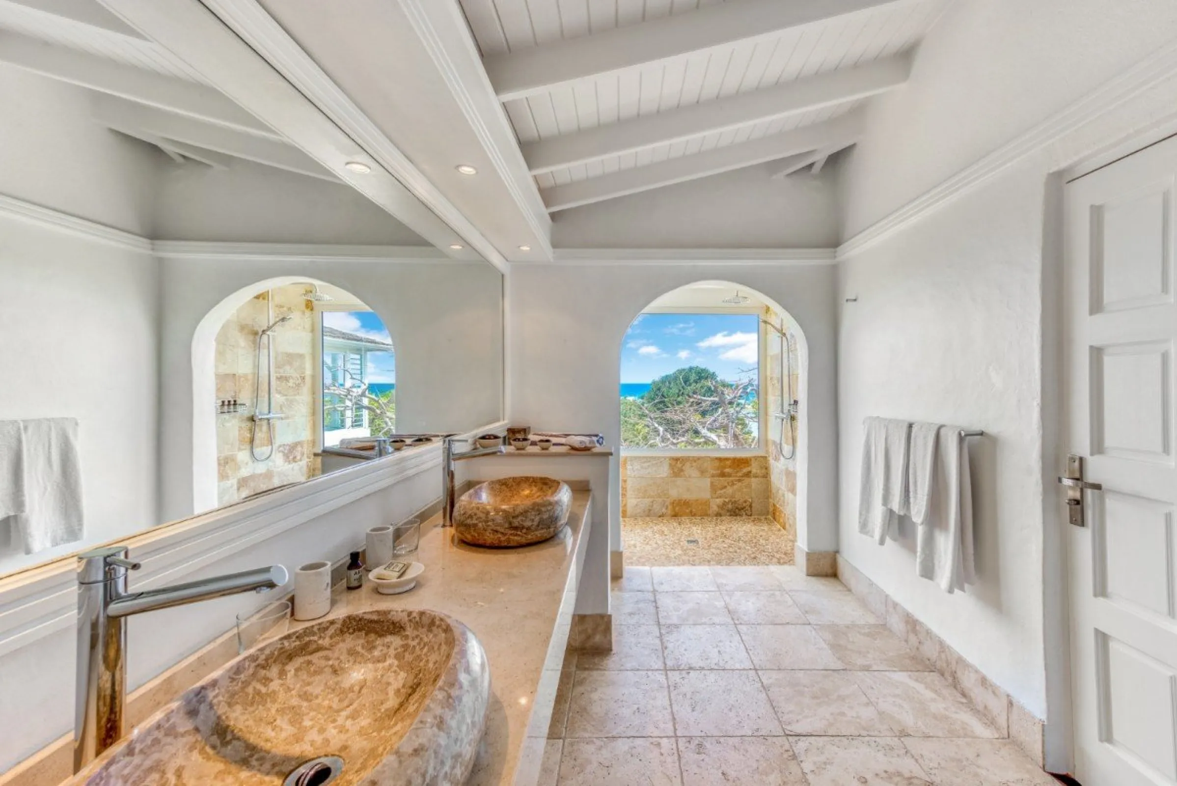 Villa Belle Fontaine - Gallery image 30 of luxury villa in Sint Maarten