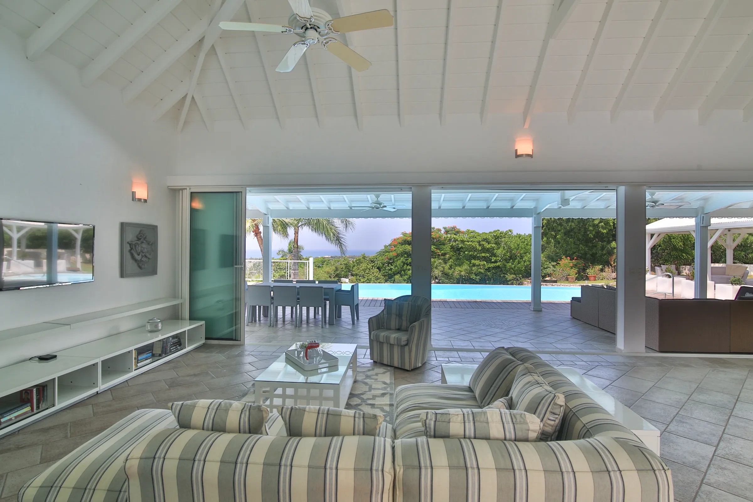 Villa Callisto - Gallery image 32 of luxury villa in Sint Maarten