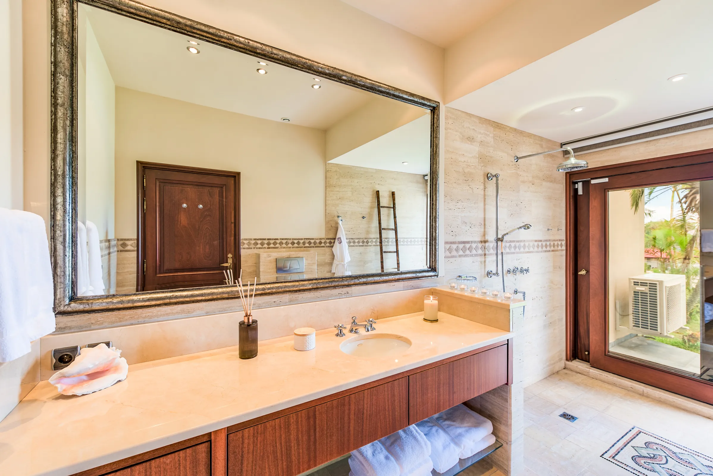 Villa Casa de la Playa - Gallery image 41 of luxury villa in Sint Maarten