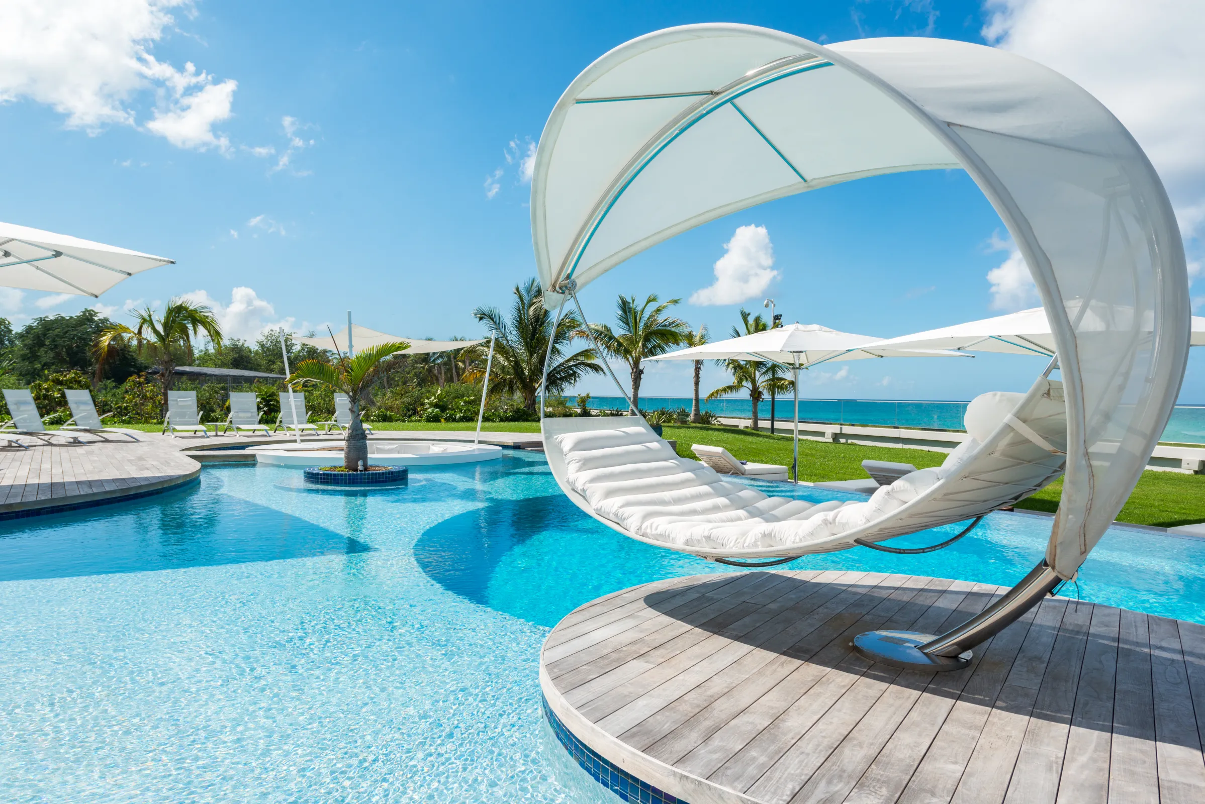 Villa C'est la Vie - Main view of luxury villa in Sint Maarten