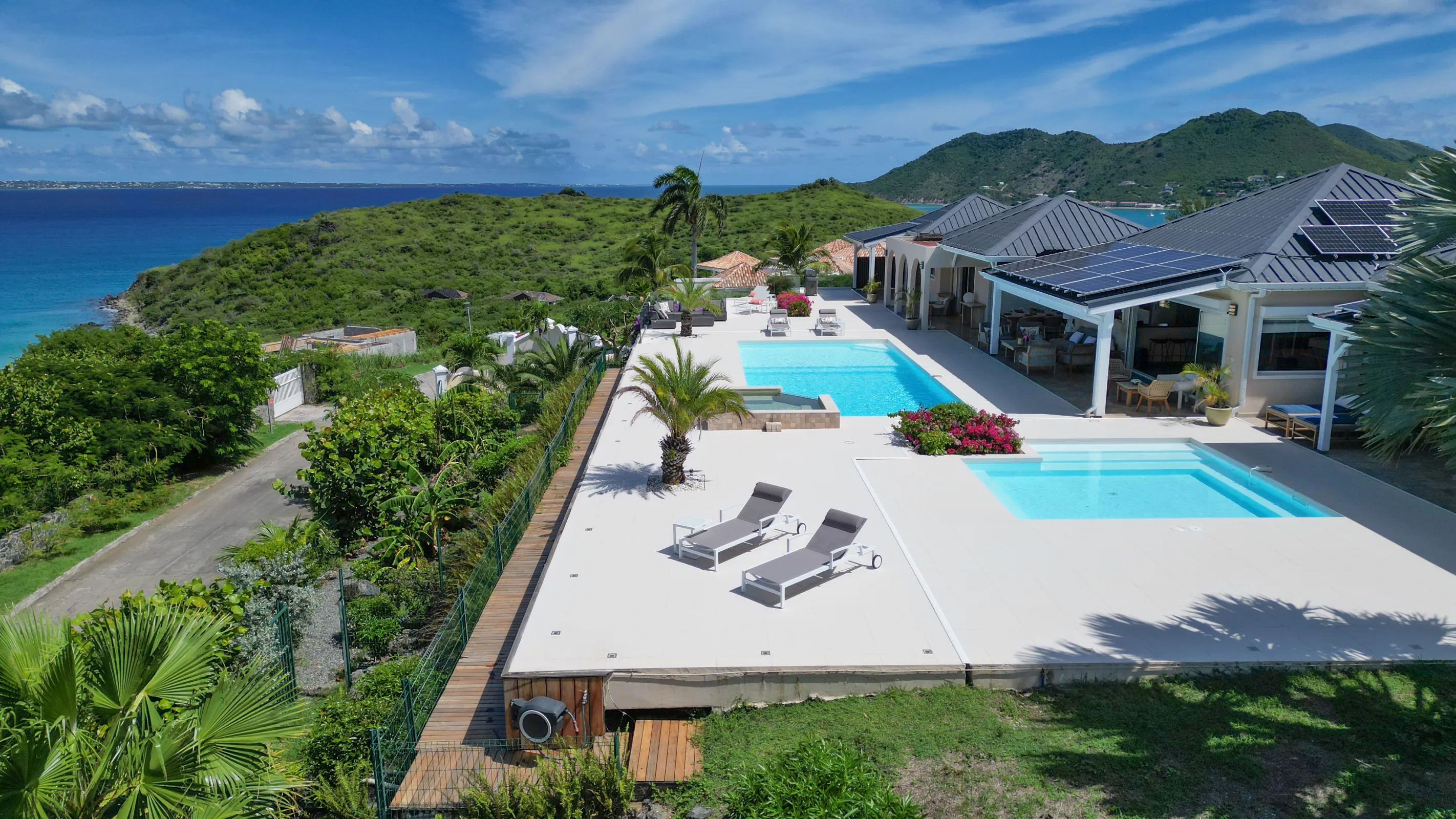 Villa Dreamin Blue - Gallery image 9 of luxury villa in Sint Maarten