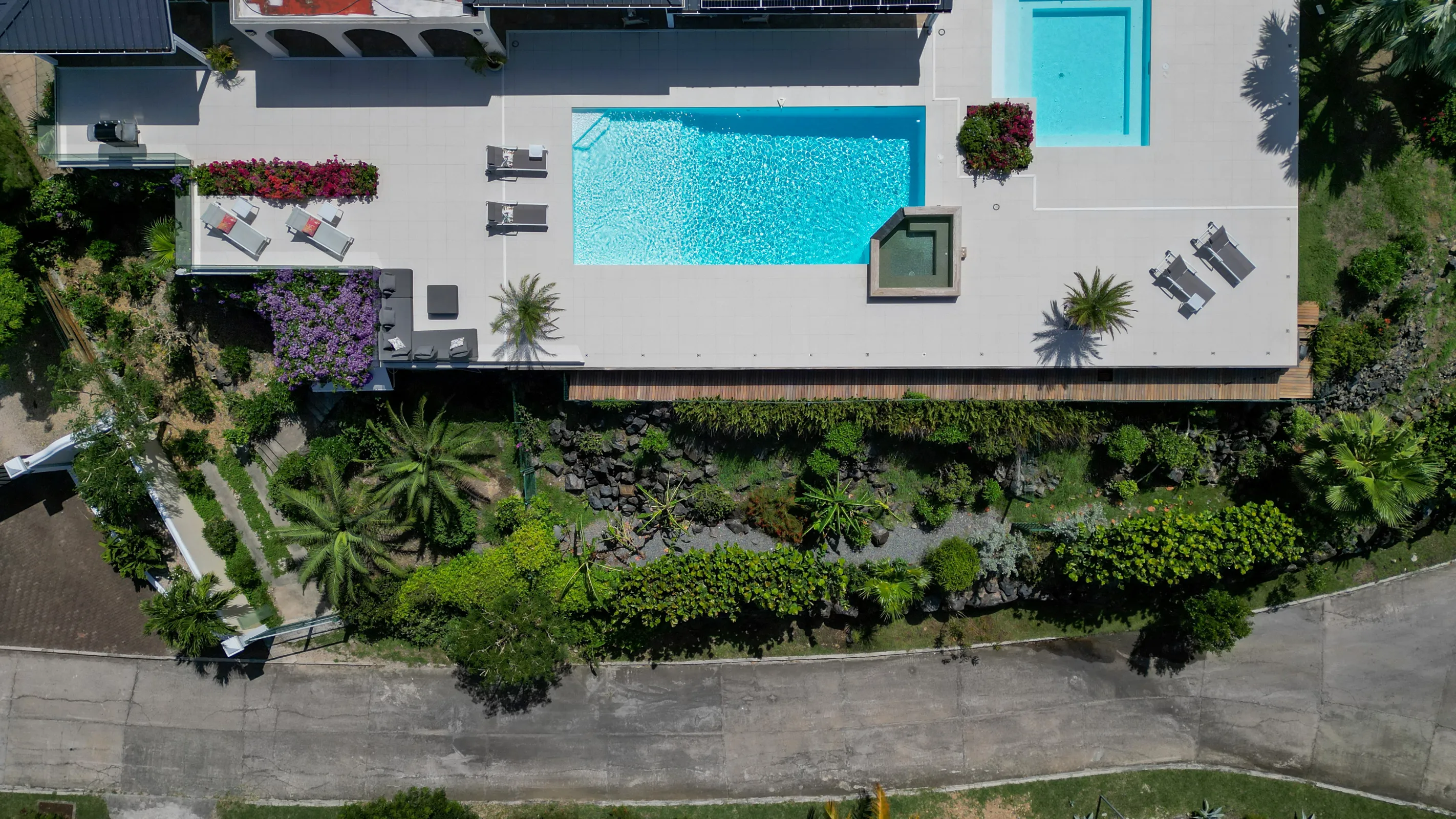 Villa Dreamin Blue - Gallery image 15 of luxury villa in Sint Maarten