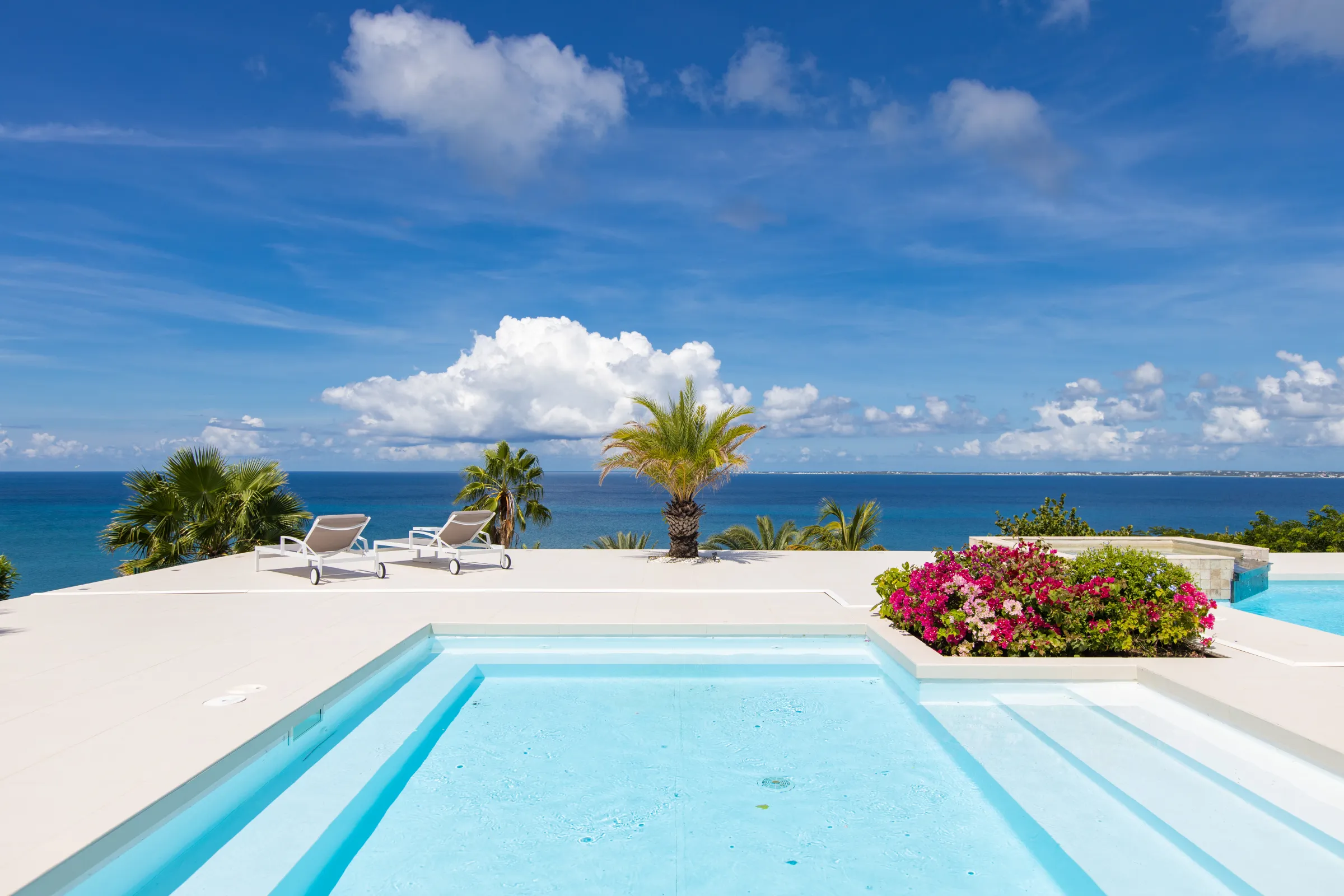 Villa Dreamin Blue - Gallery image 19 of luxury villa in Sint Maarten