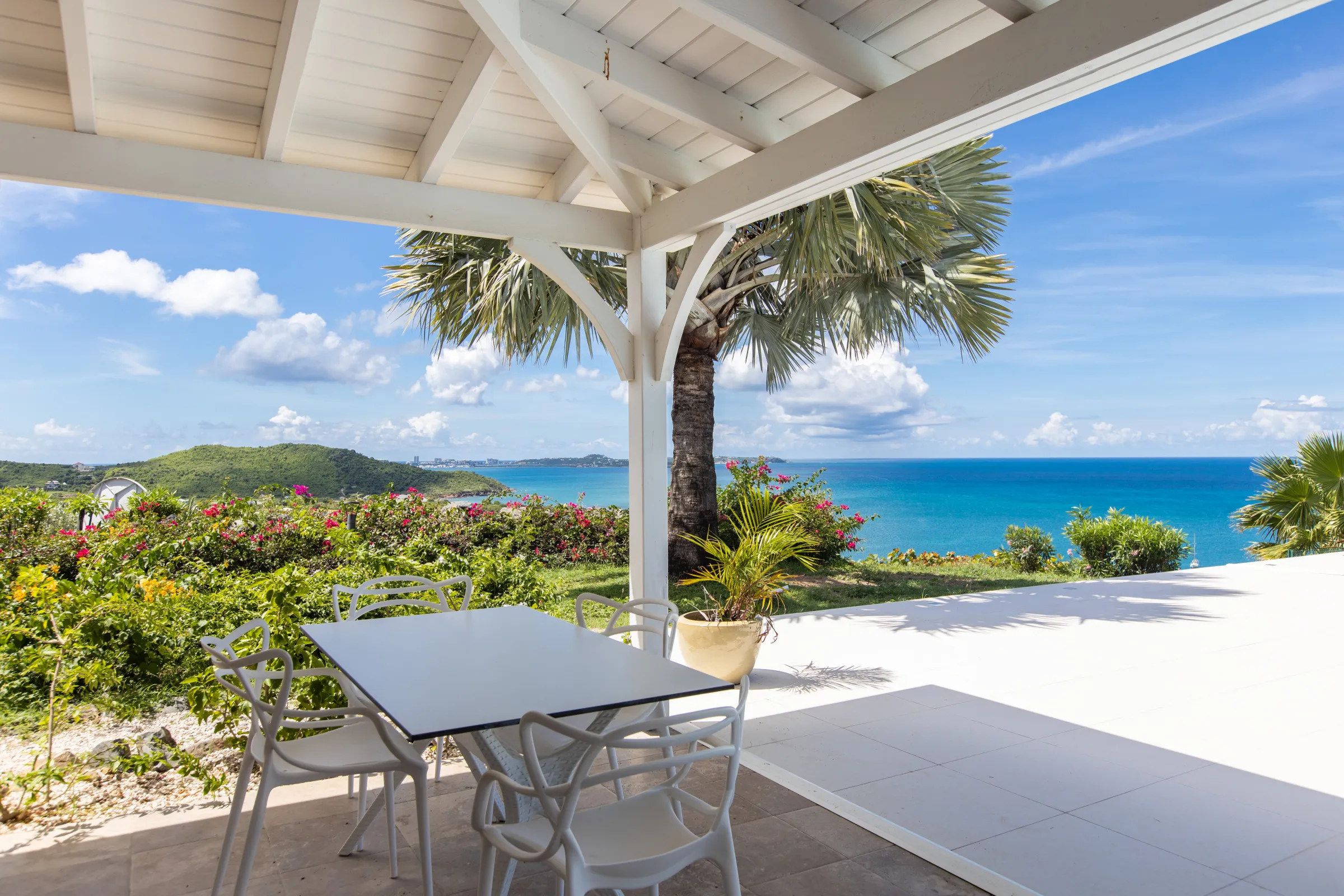 Villa Dreamin Blue - Gallery image 20 of luxury villa in Sint Maarten