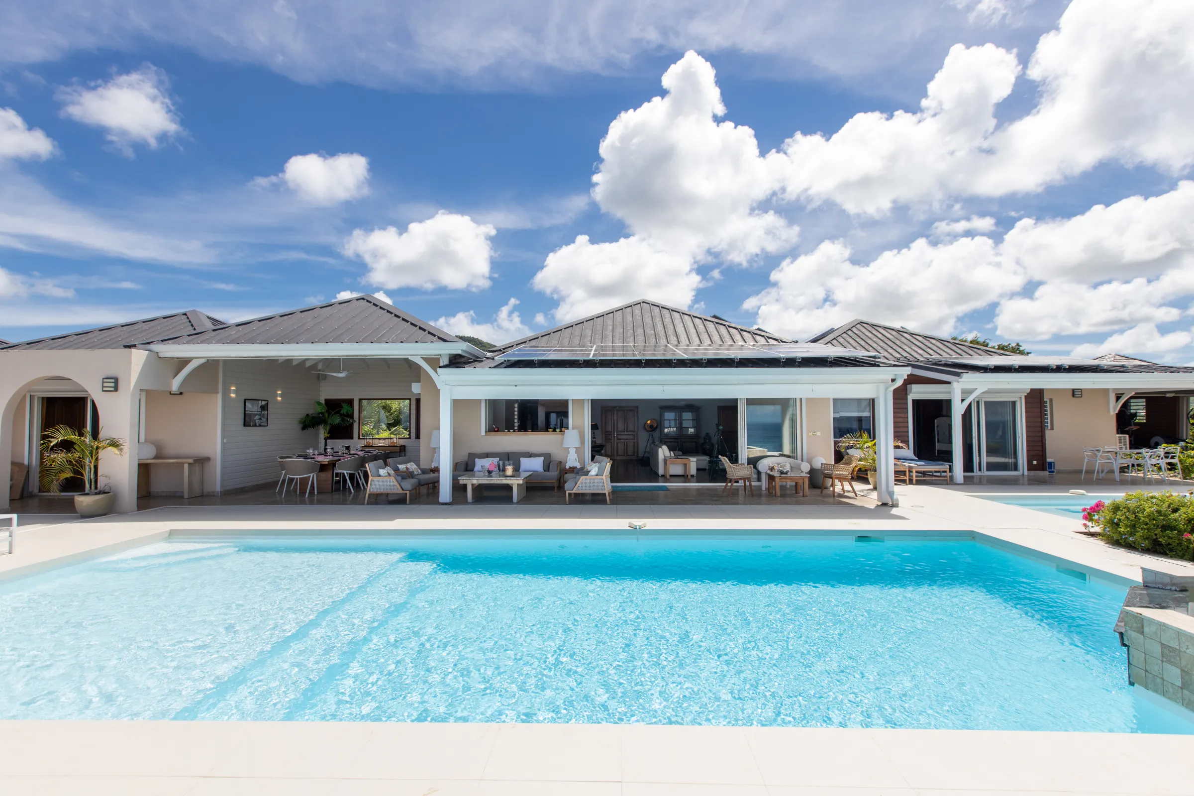 Villa Dreamin Blue - Gallery image 26 of luxury villa in Sint Maarten
