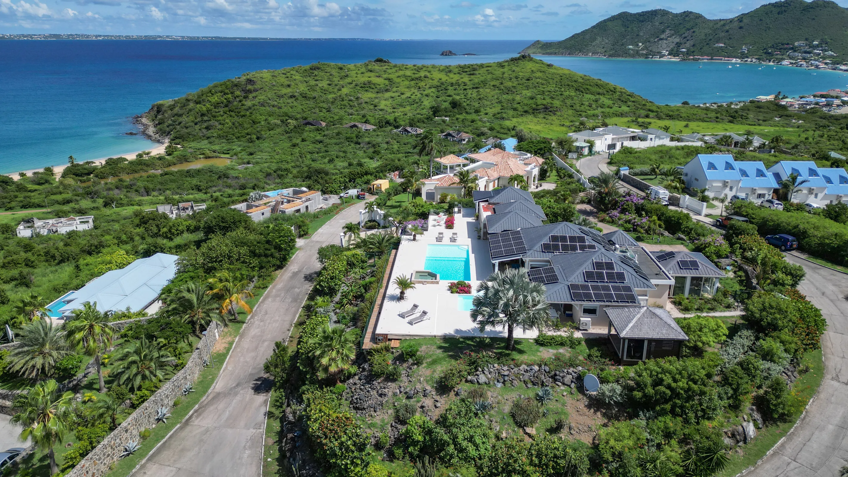 Villa Dreamin Blue - Gallery image 4 of luxury villa in Sint Maarten