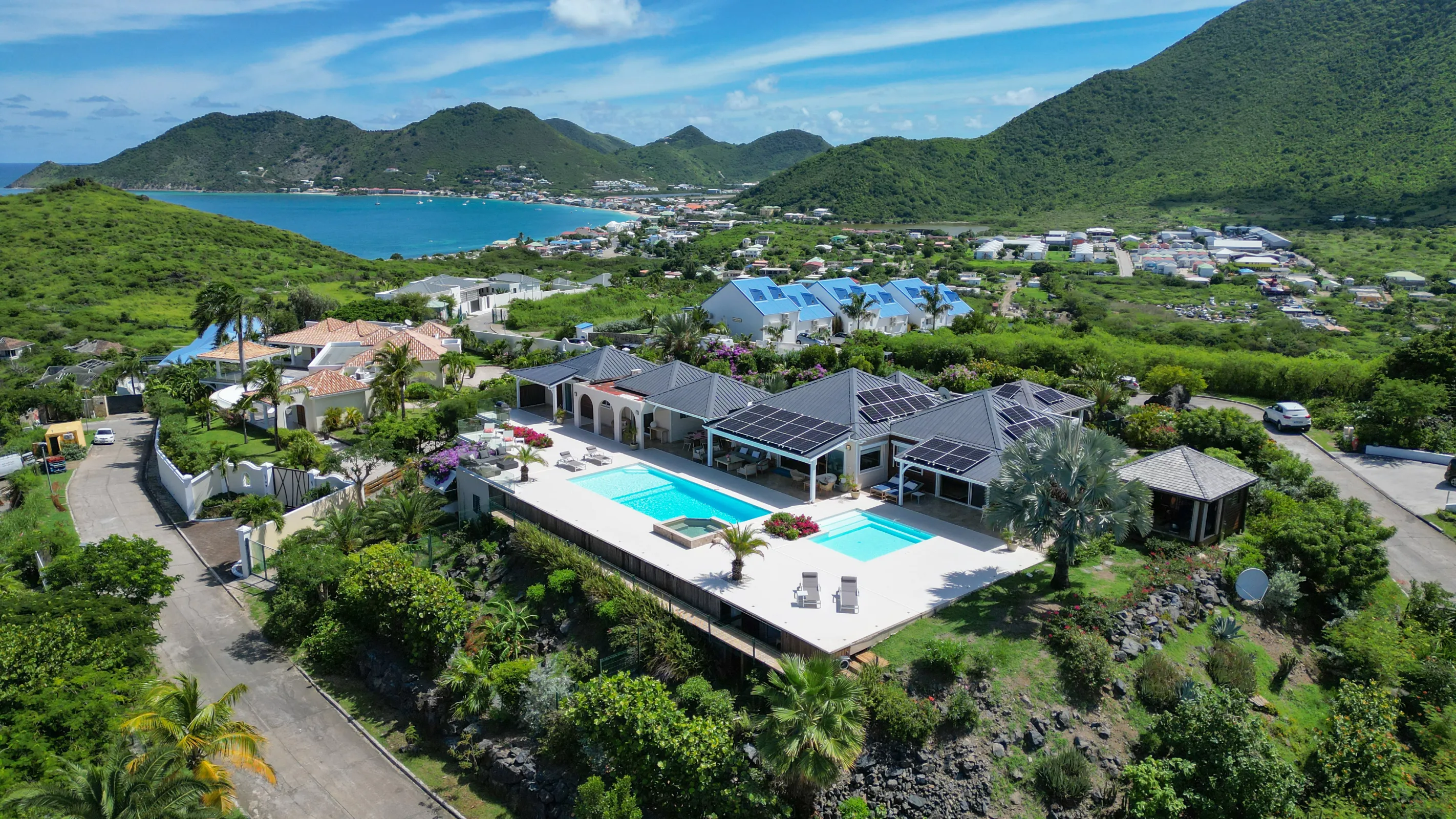 Villa Dreamin Blue - Gallery image 5 of luxury villa in Sint Maarten
