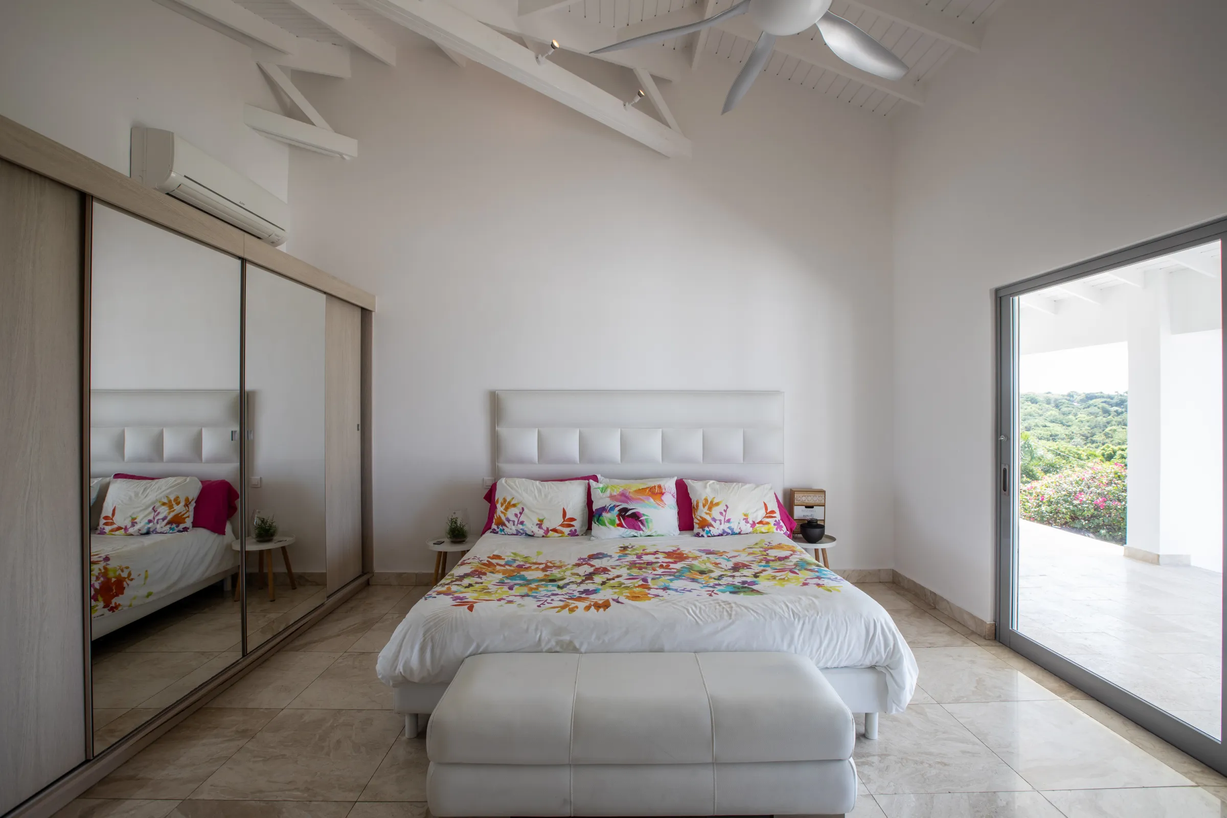 Villa El Grande Azure - Gallery image 8 of luxury villa in Sint Maarten