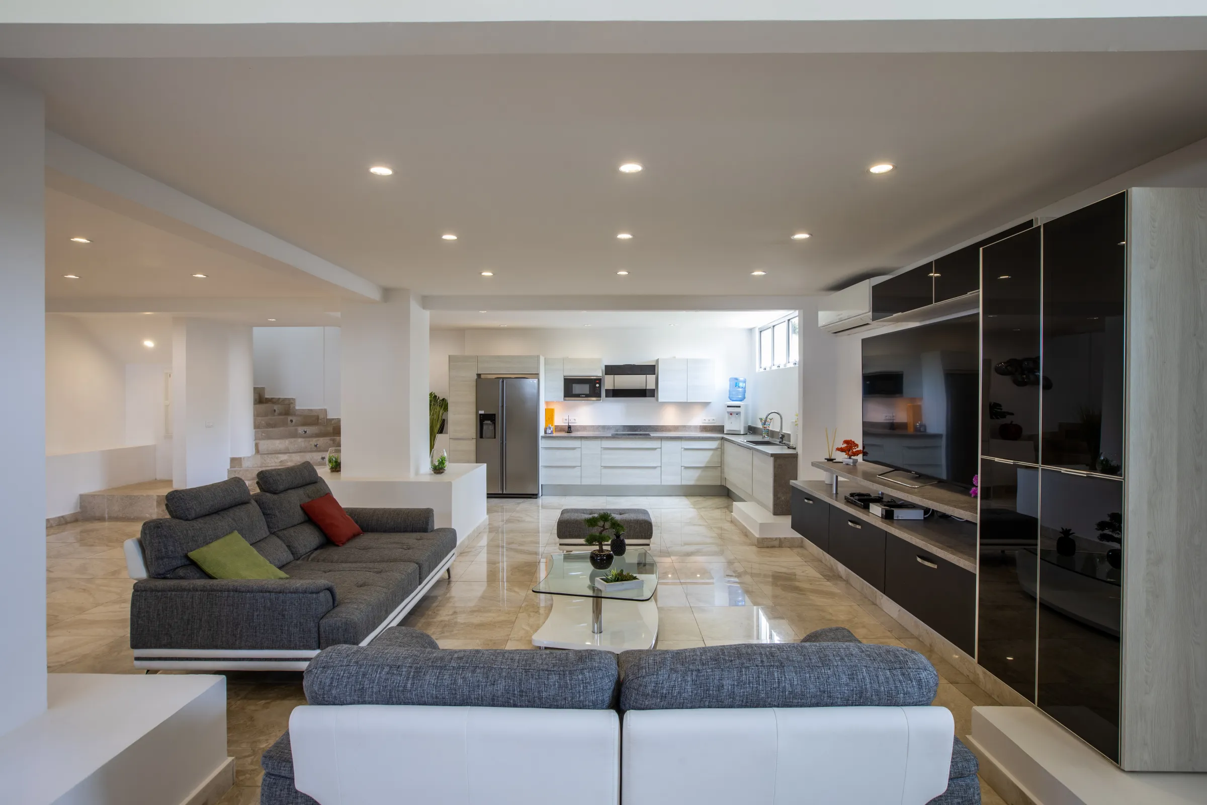 Villa El Grande Azure - Gallery image 16 of luxury villa in Sint Maarten