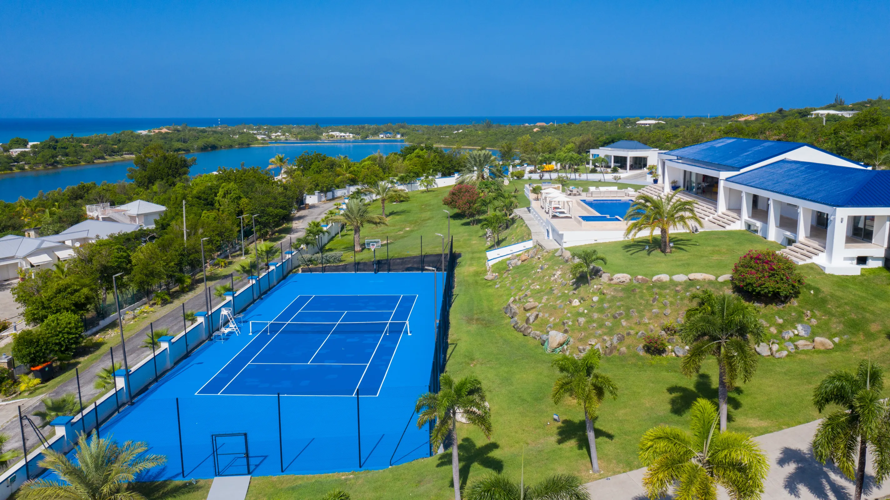 Villa El Grande Azure - Gallery image 134 of luxury villa in Sint Maarten