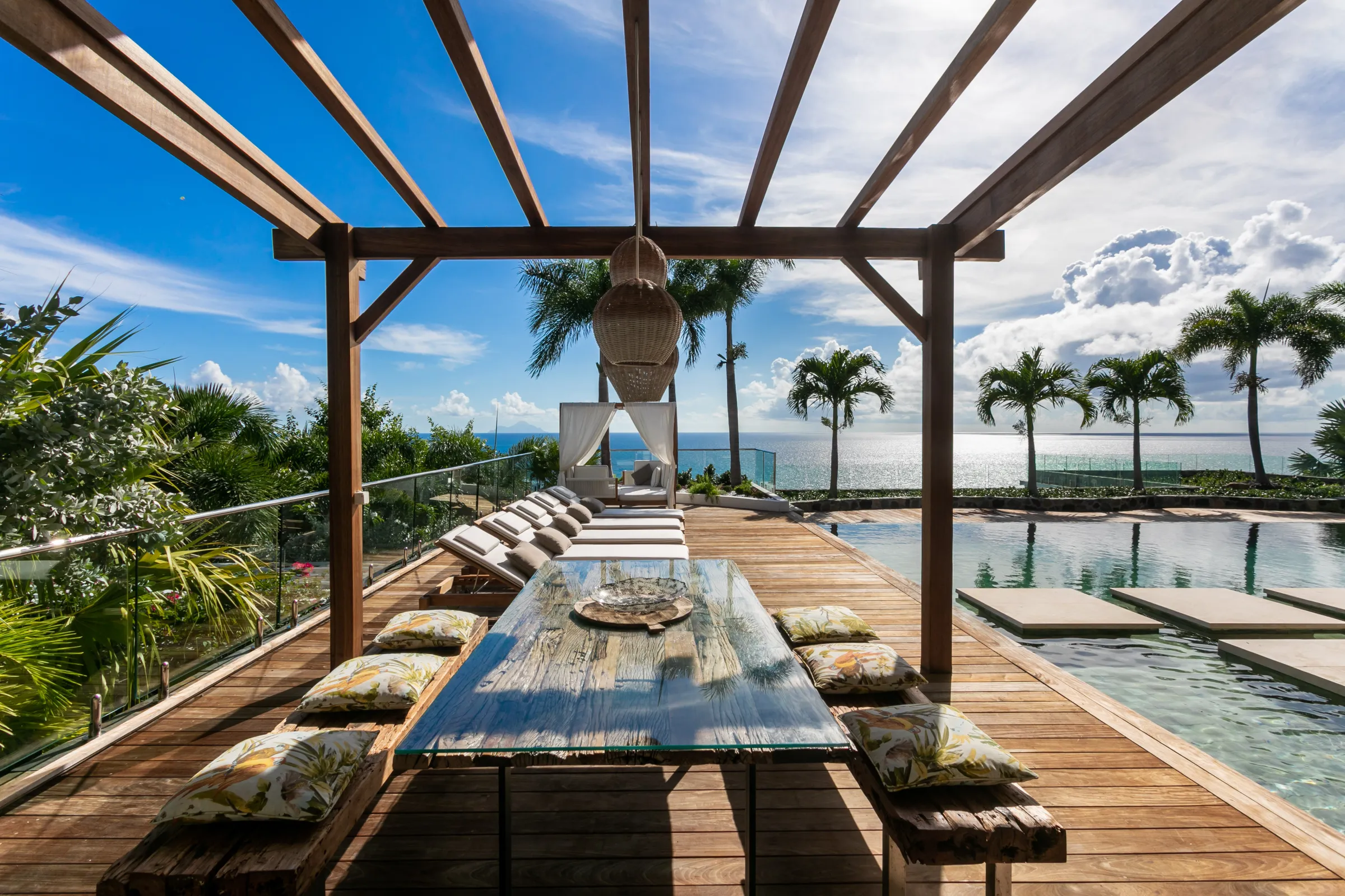 Villa Emeraude - Main view of luxury villa in Sint Maarten