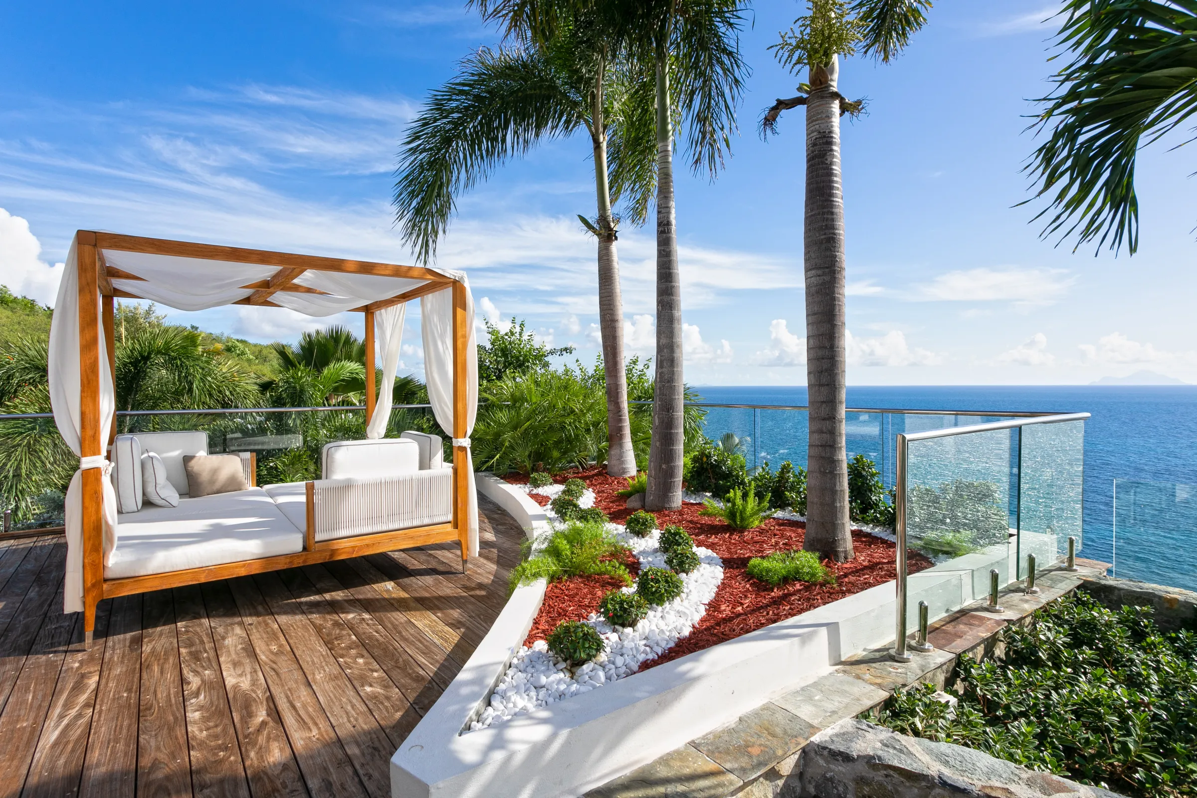 Villa Emeraude - Gallery image 3 of luxury villa in Sint Maarten