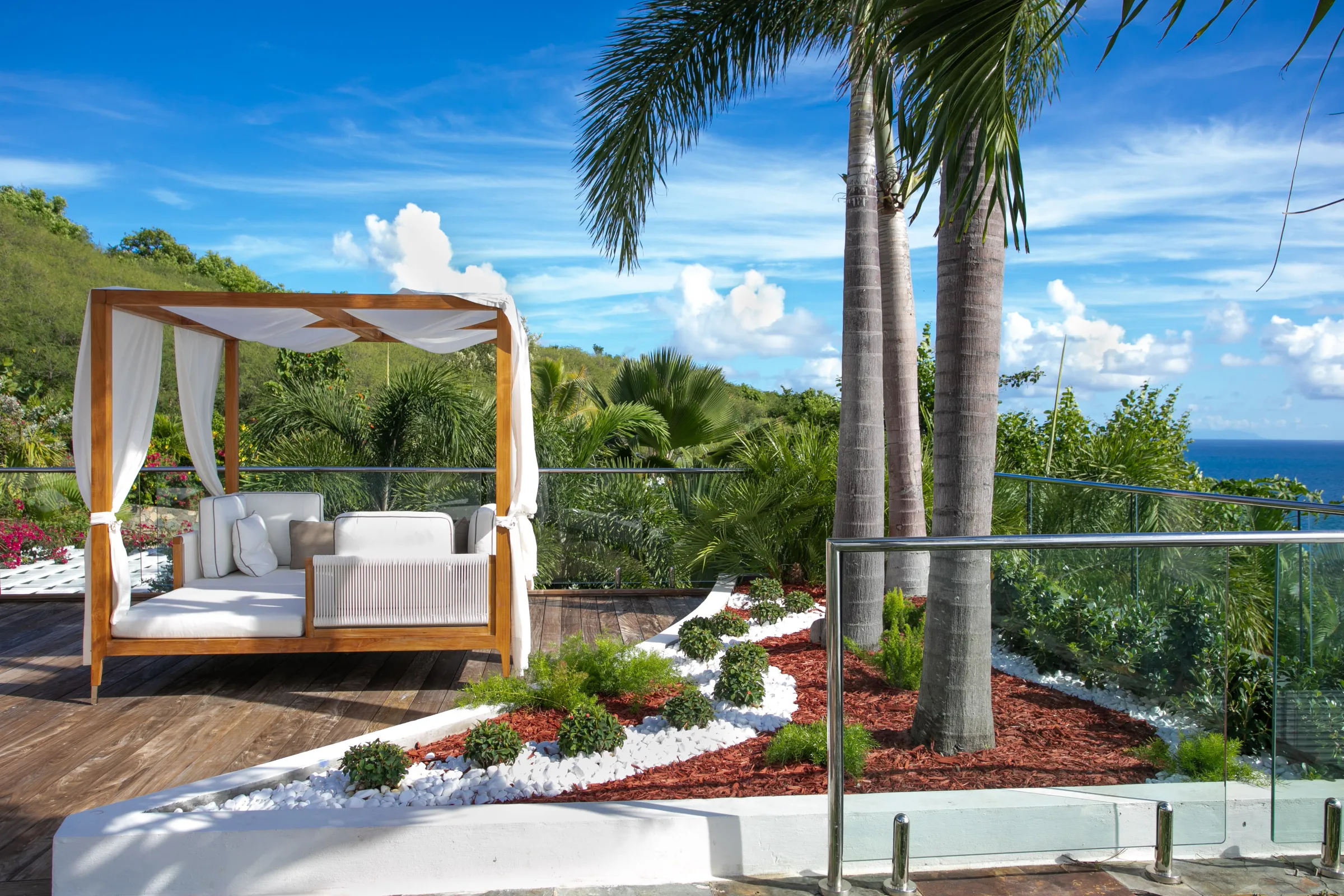 Villa Emeraude - Gallery image 4 of luxury villa in Sint Maarten