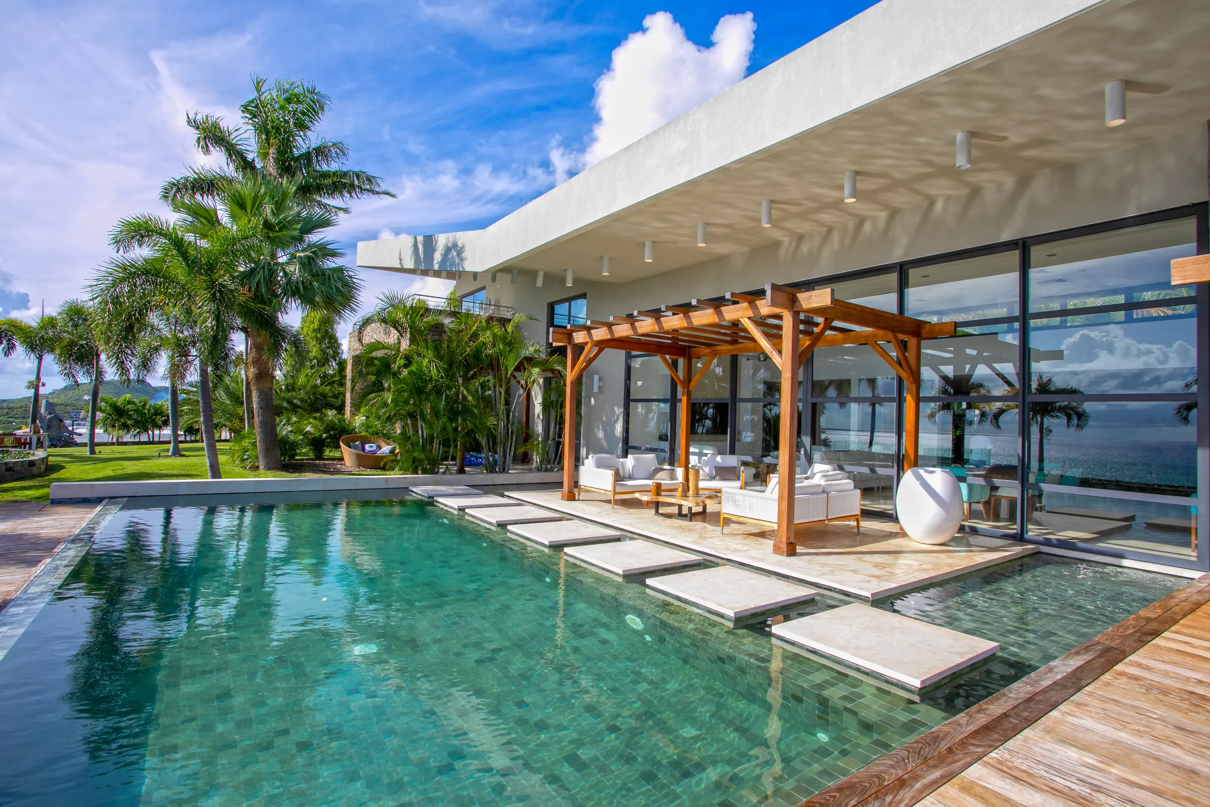 Villa Emeraude - Gallery image 6 of luxury villa in Sint Maarten