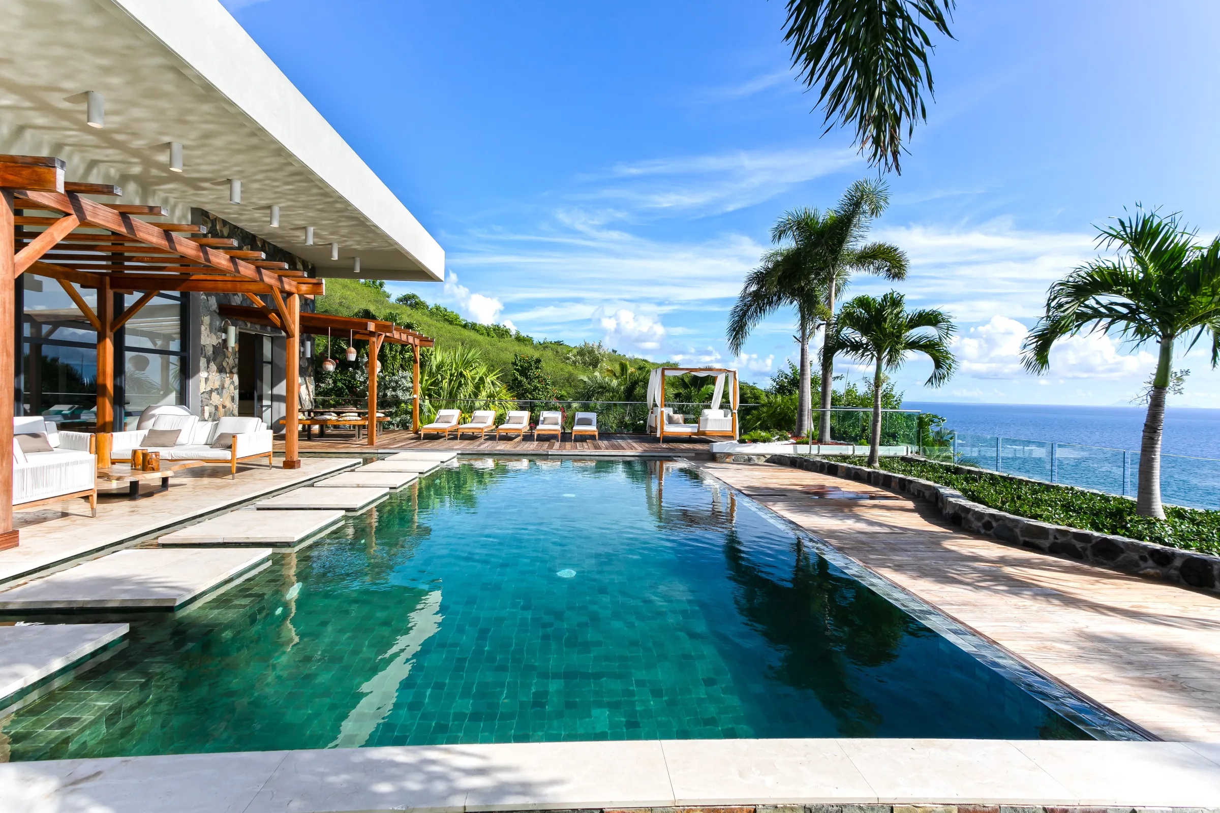Villa Emeraude - Gallery image 12 of luxury villa in Sint Maarten