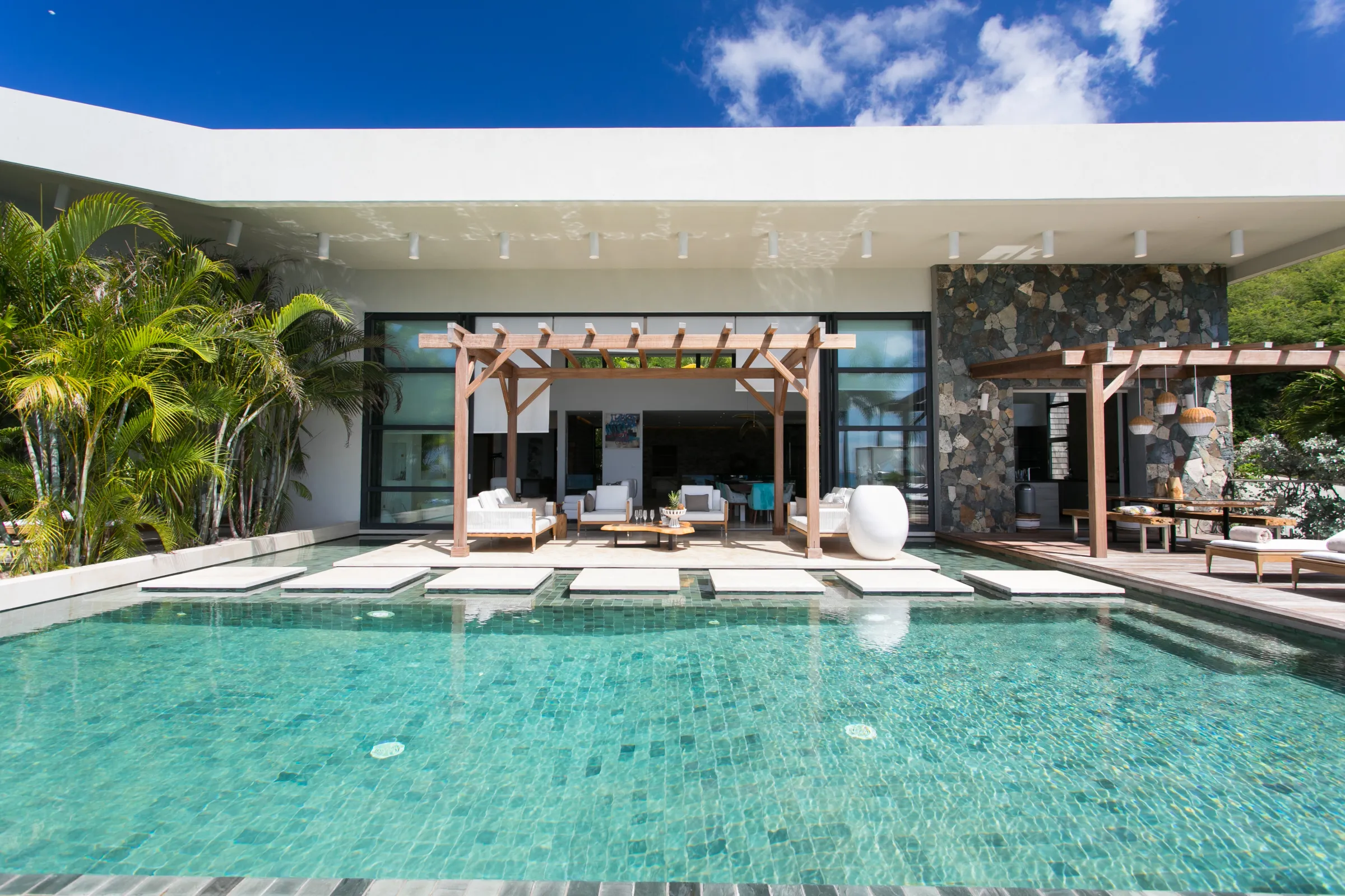 Villa Emeraude - Gallery image 122 of luxury villa in Sint Maarten