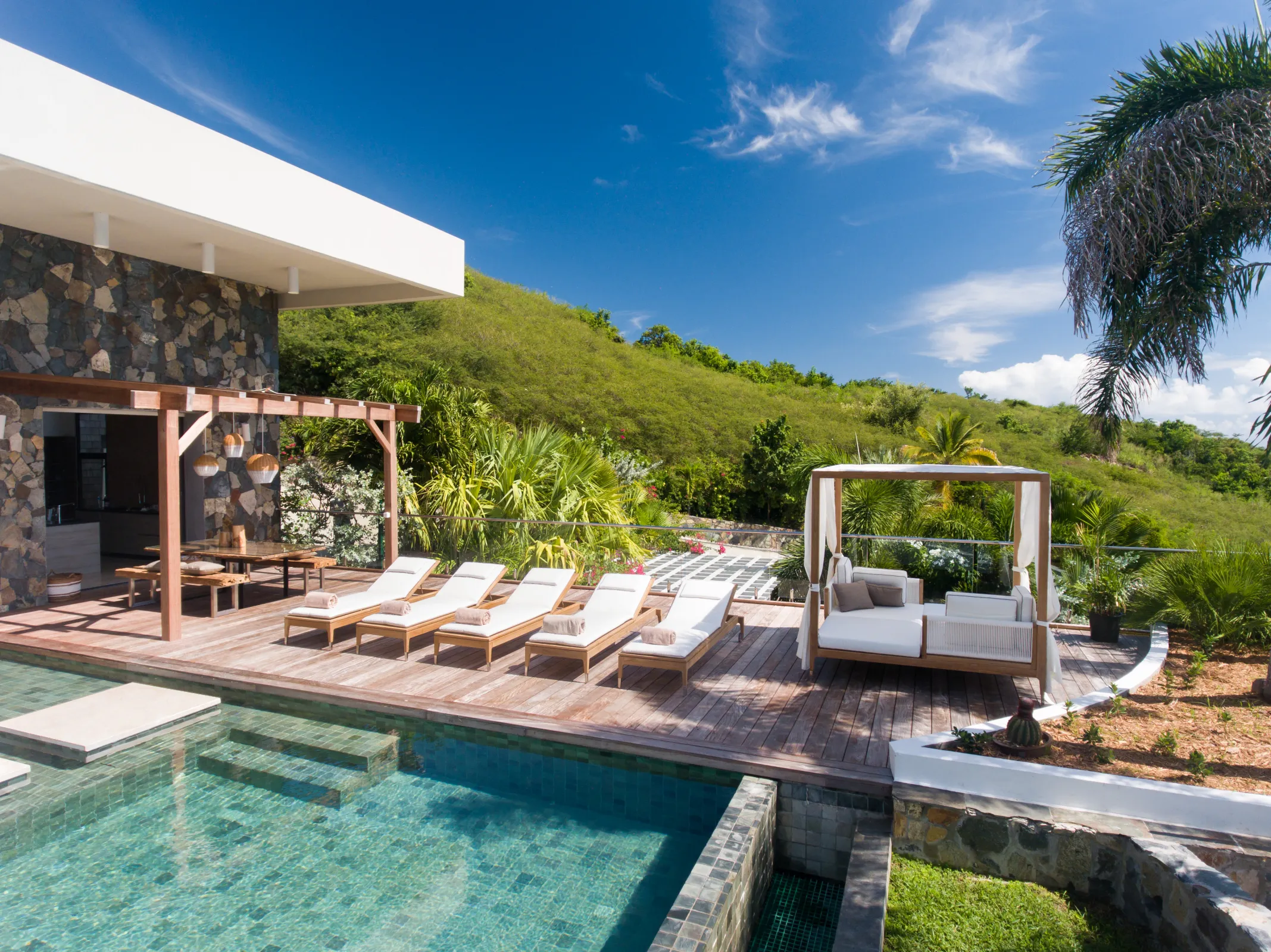 Villa Emeraude - Gallery image 149 of luxury villa in Sint Maarten