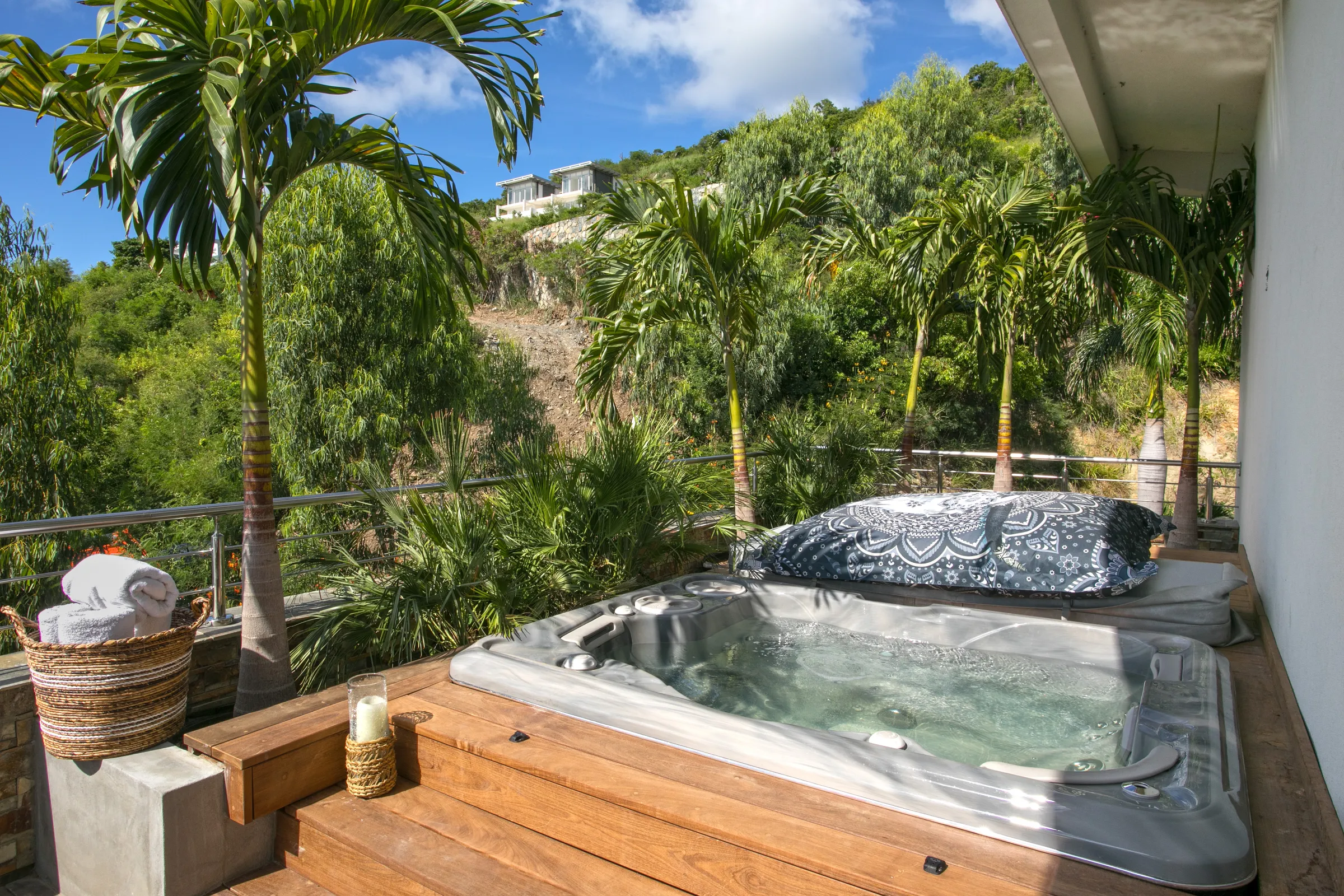 Villa Emeraude - Gallery image 167 of luxury villa in Sint Maarten