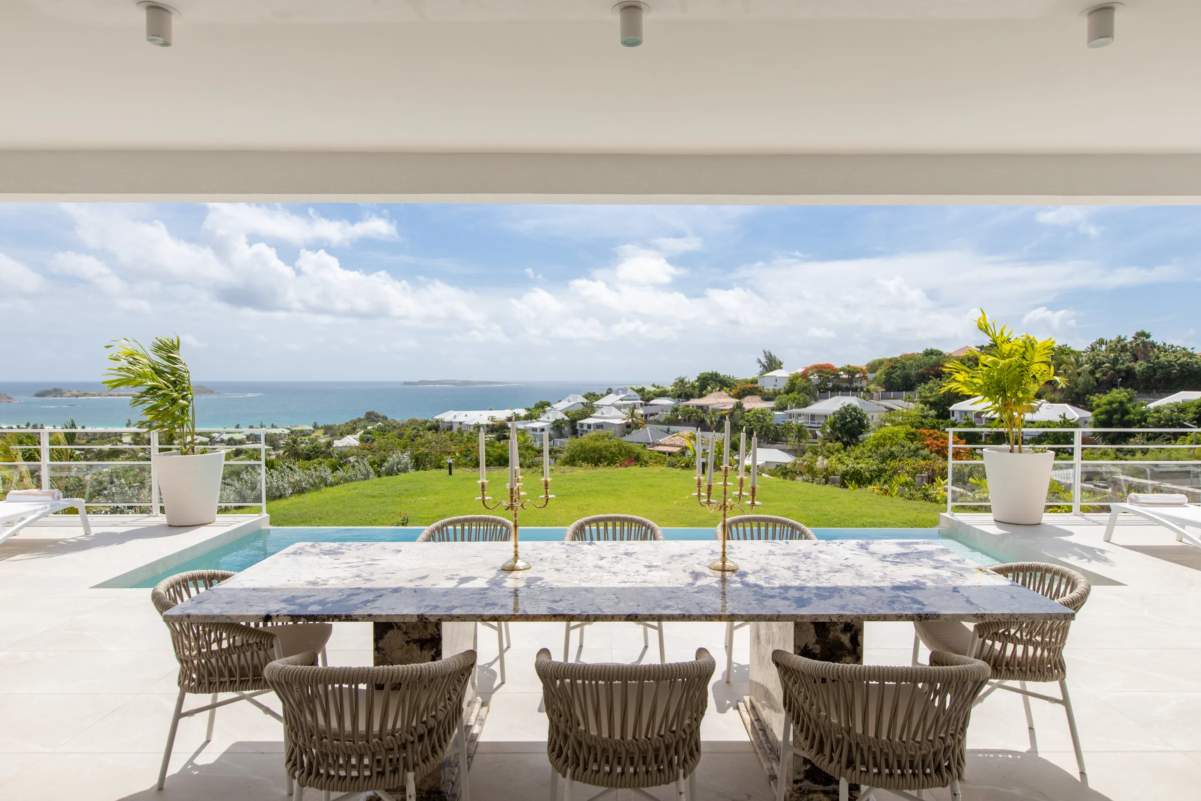 Villa Fleurs de Lys - Gallery image 13 of luxury villa in Sint Maarten