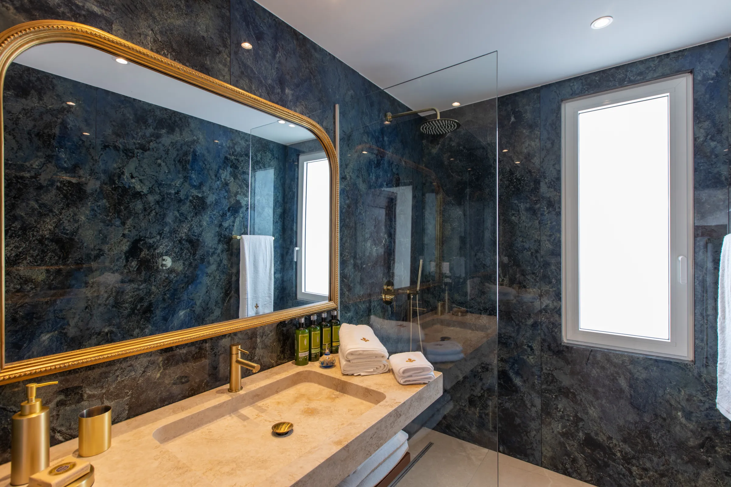 Villa Fleurs de Lys - Gallery image 25 of luxury villa in Sint Maarten