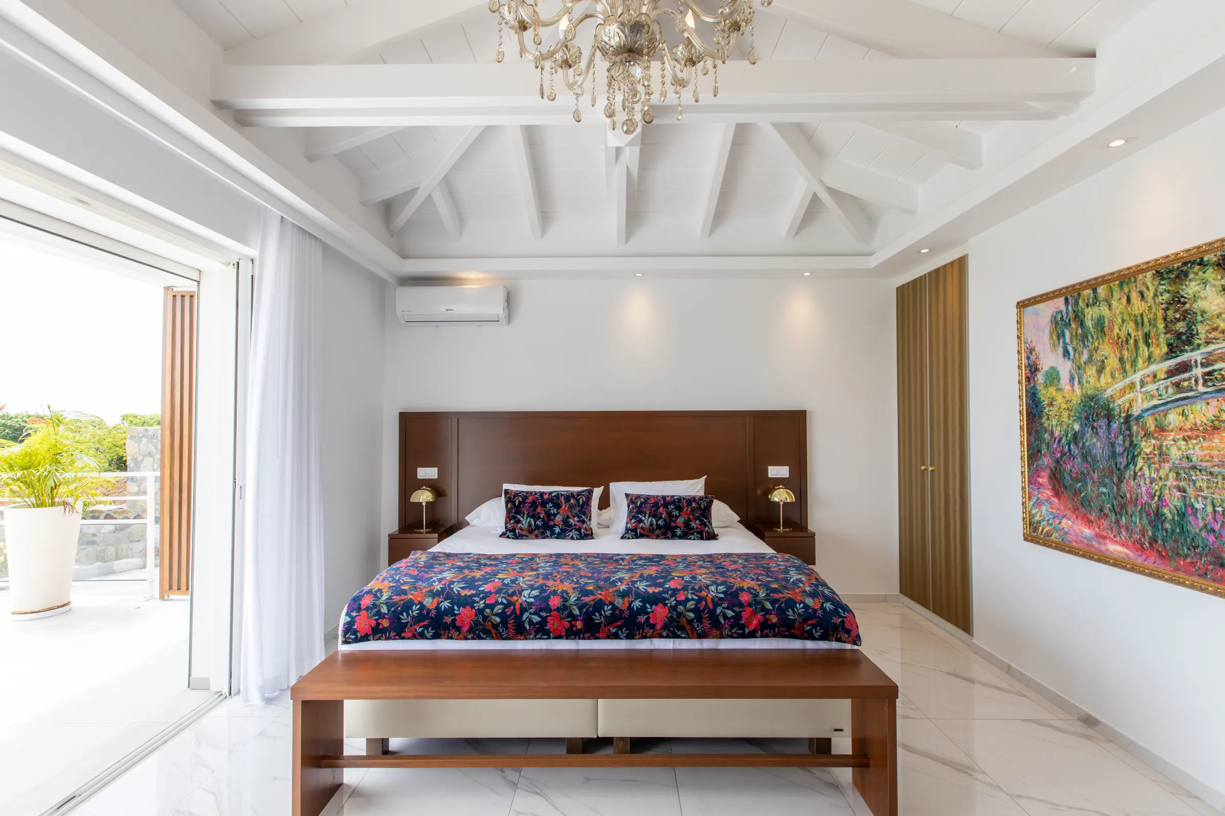 Villa Fleurs de Lys - Gallery image 37 of luxury villa in Sint Maarten
