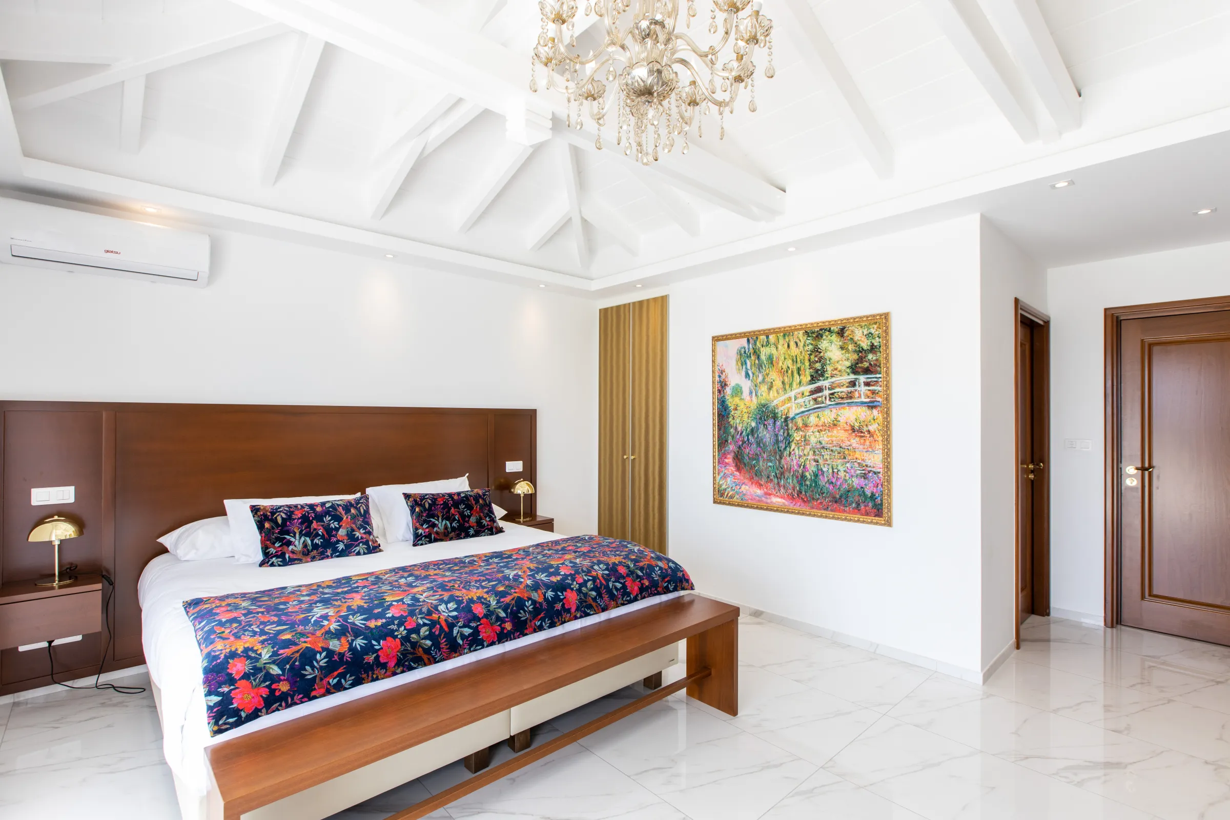 Villa Fleurs de Lys - Gallery image 38 of luxury villa in Sint Maarten