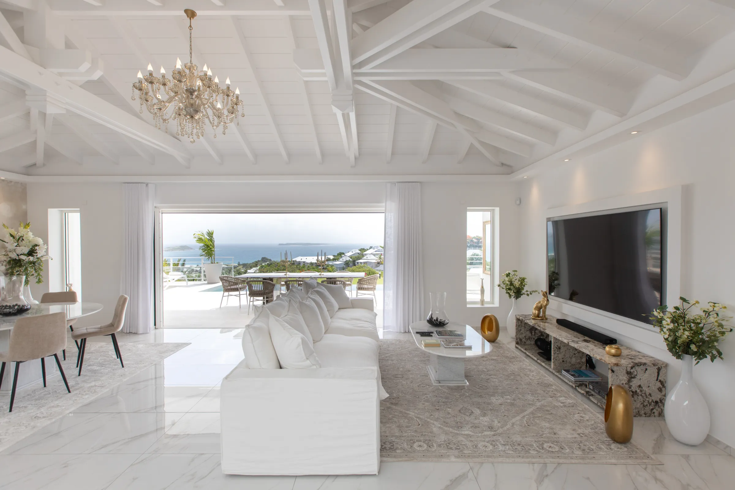 Villa Fleurs de Lys - Gallery image 45 of luxury villa in Sint Maarten