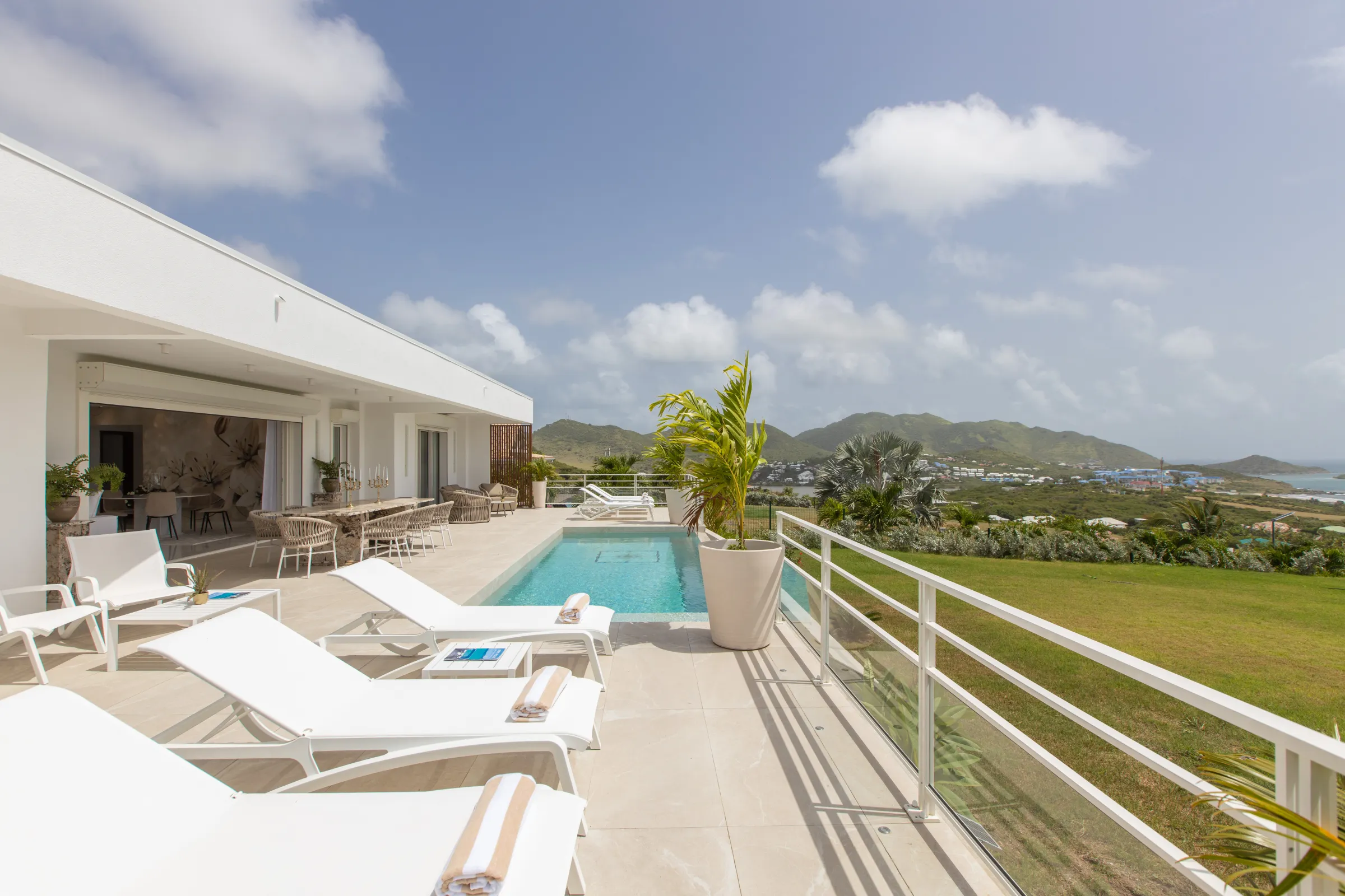 Villa Fleurs de Lys - Gallery image 54 of luxury villa in Sint Maarten
