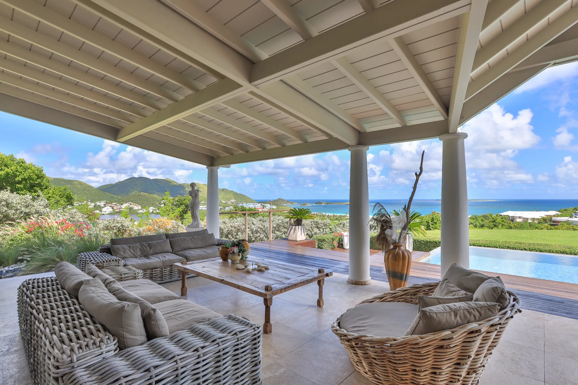 Villa Indigo Pearl - Gallery image 14 of luxury villa in Sint Maarten