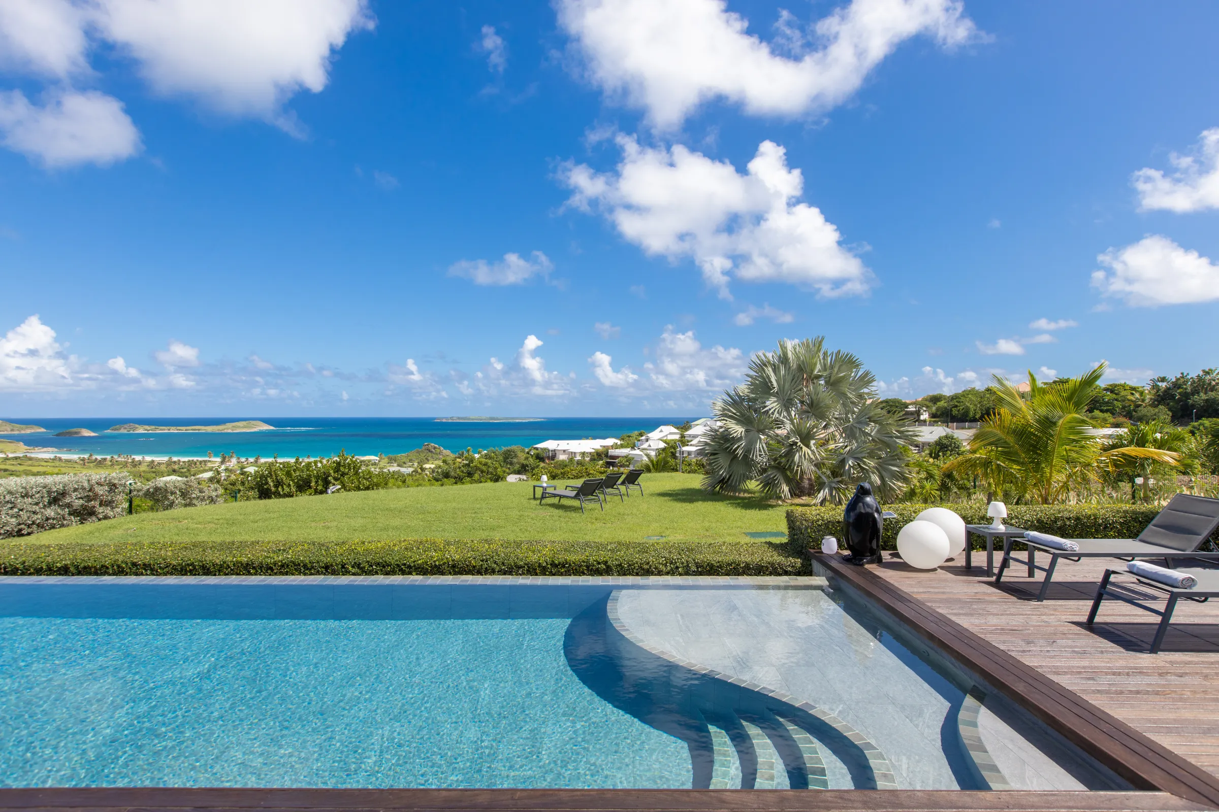 Villa Indigo Pearl - Main view of luxury villa in Sint Maarten