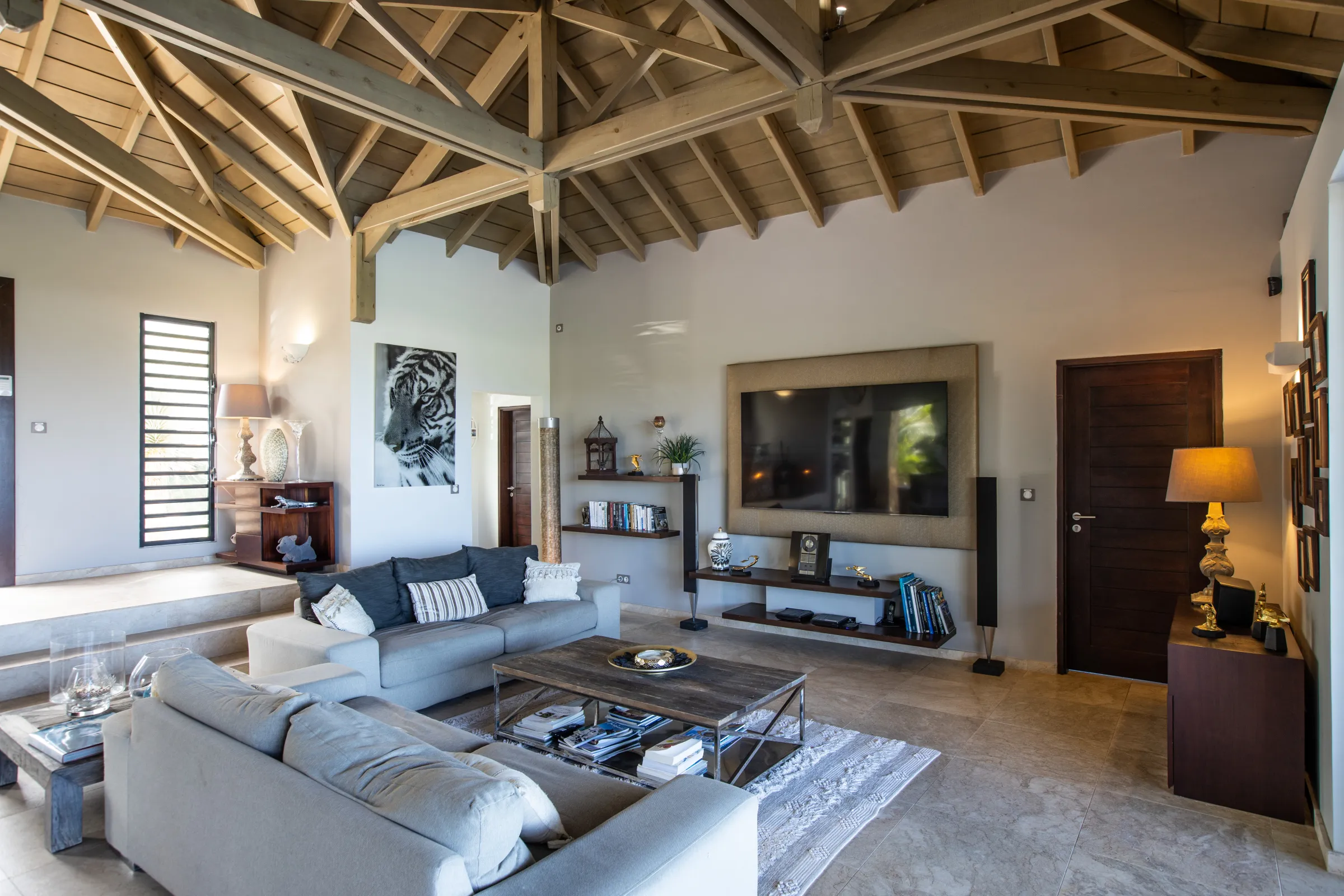 Villa Indigo Pearl - Gallery image 39 of luxury villa in Sint Maarten