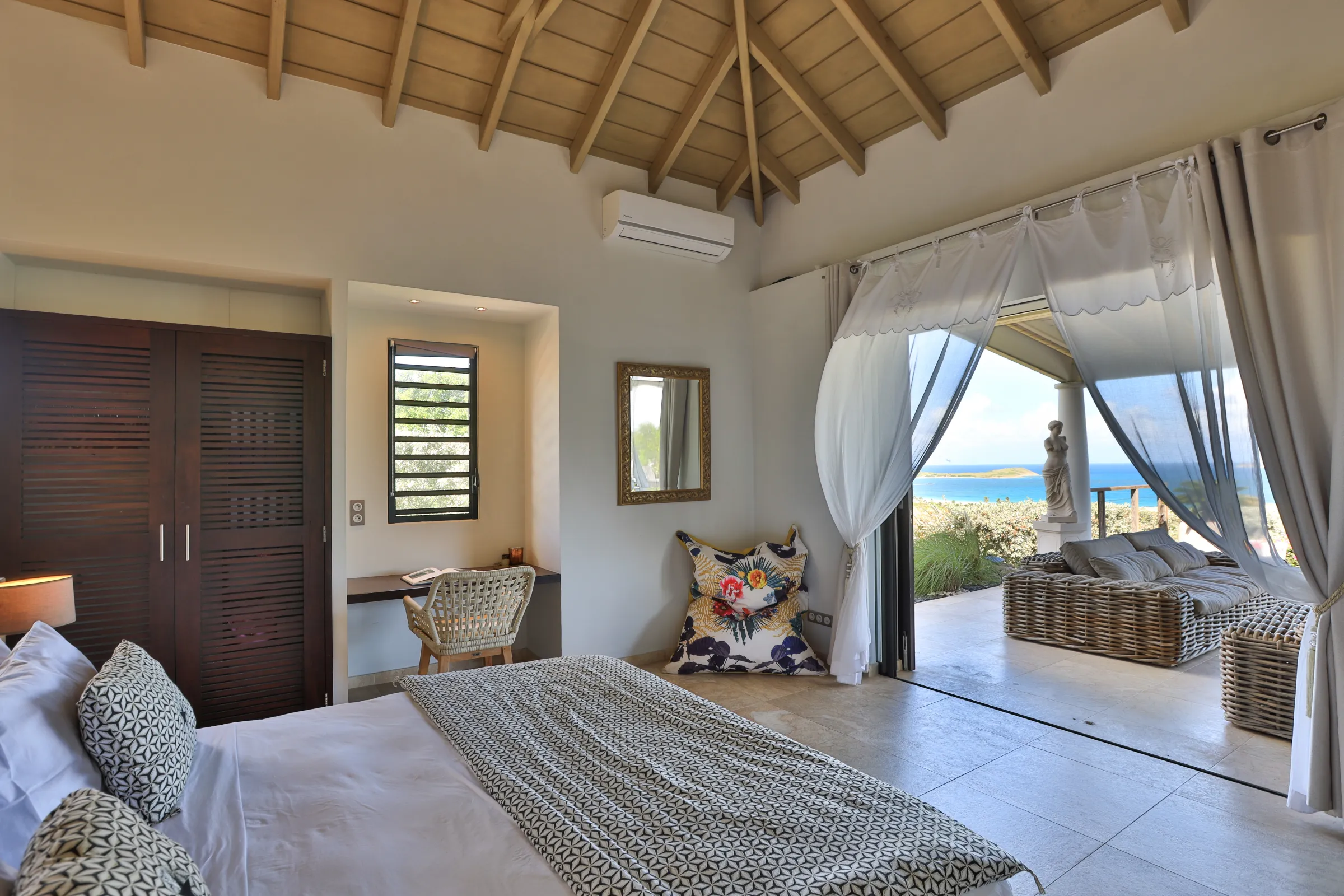 Villa Indigo Pearl - Gallery image 54 of luxury villa in Sint Maarten