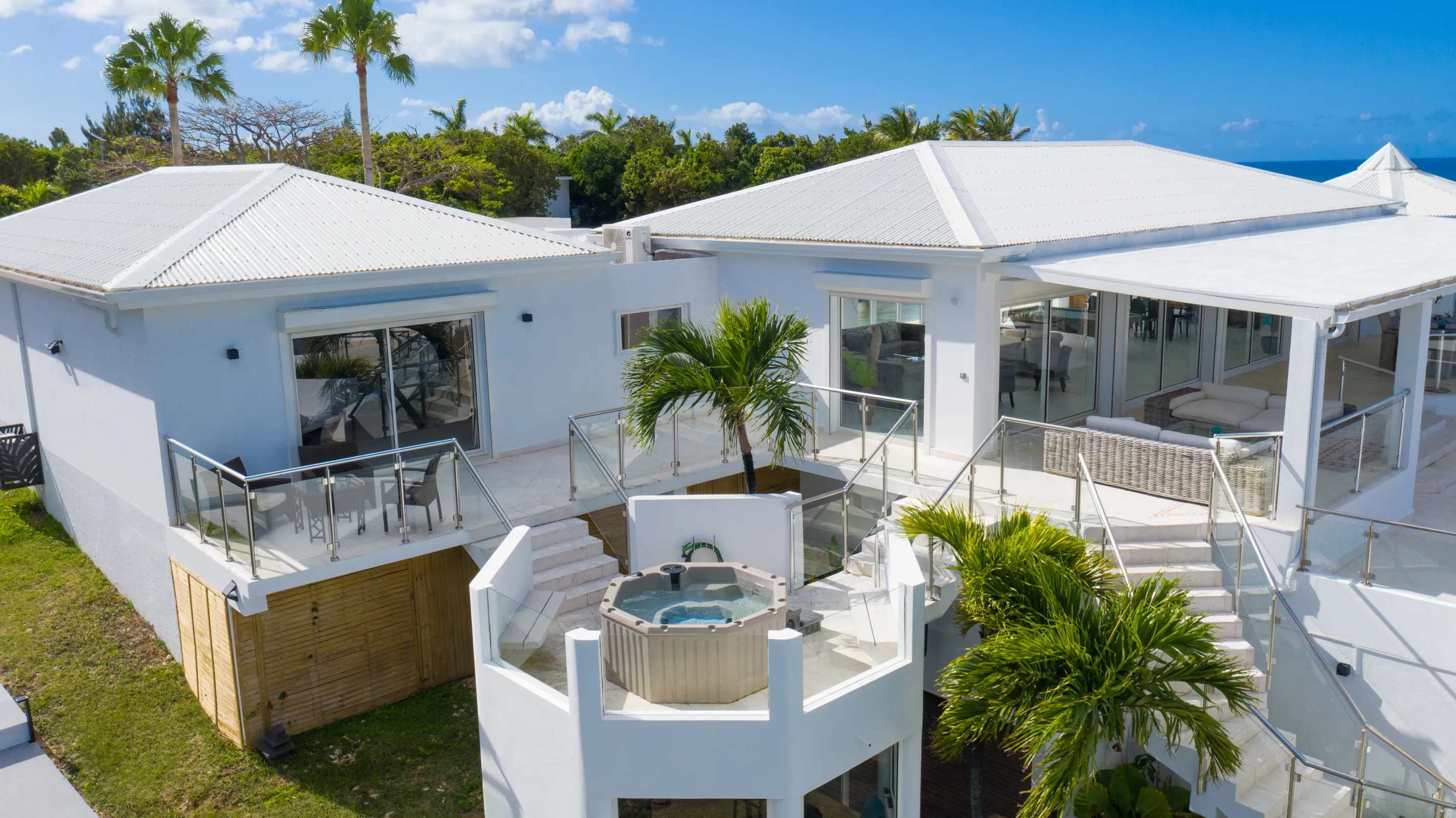 Villa Infinity Blue - Gallery image 18 of luxury villa in Sint Maarten