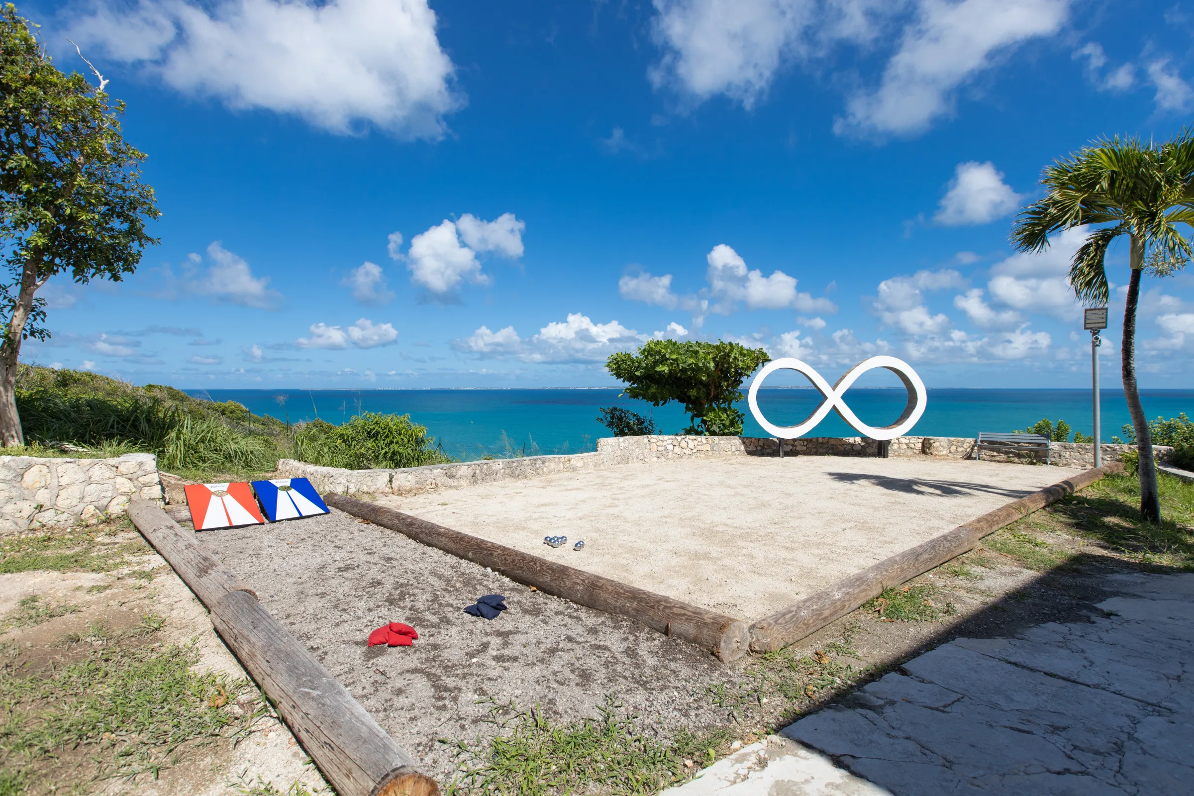Villa Infinity Blue - Gallery image 23 of luxury villa in Sint Maarten