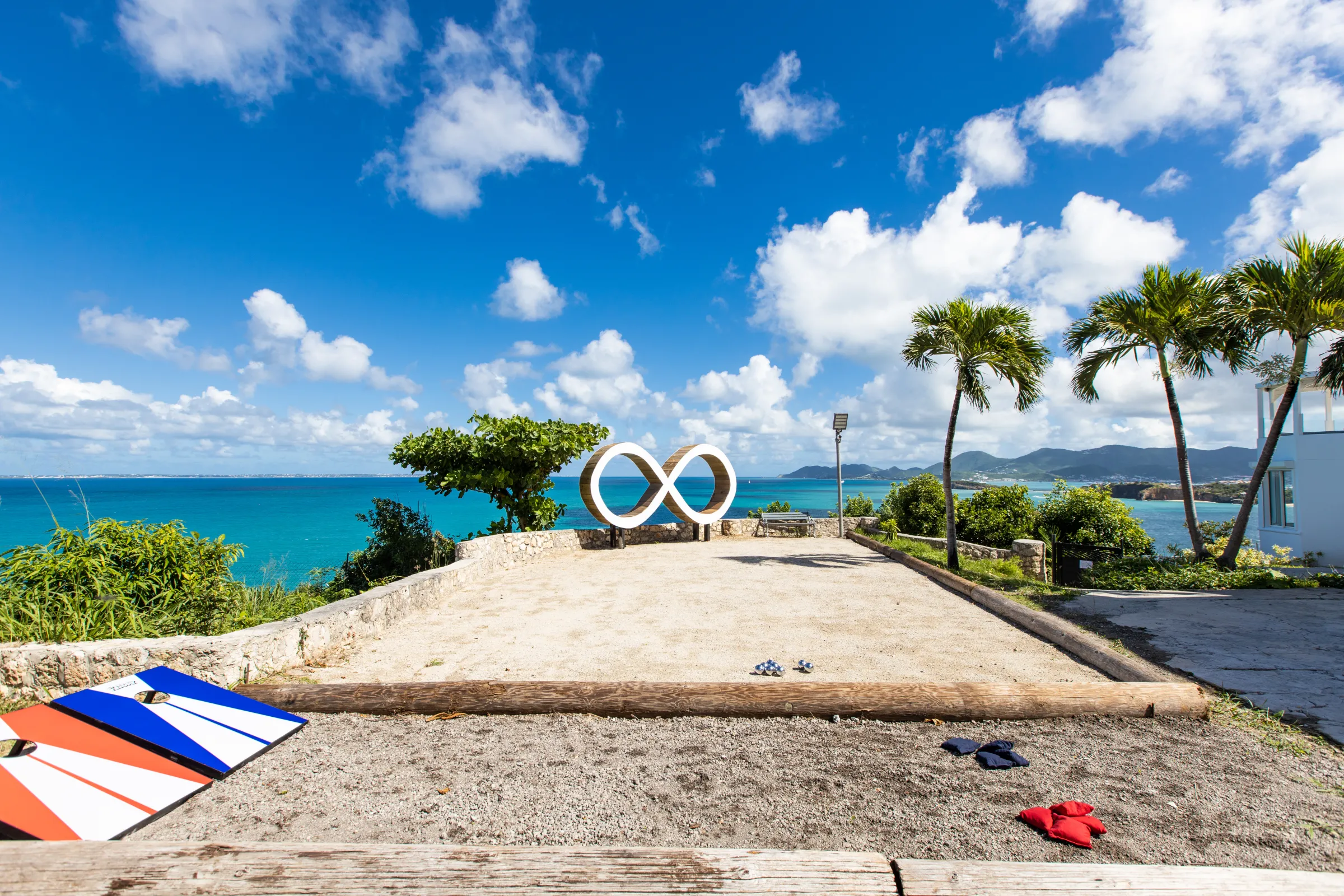 Villa Infinity Blue - Gallery image 24 of luxury villa in Sint Maarten